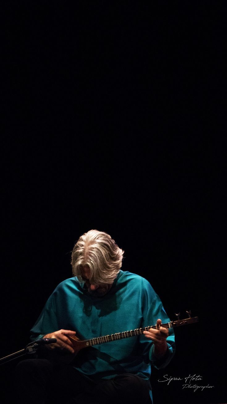 735x1307 Kayhan Kalhor Wallpaper