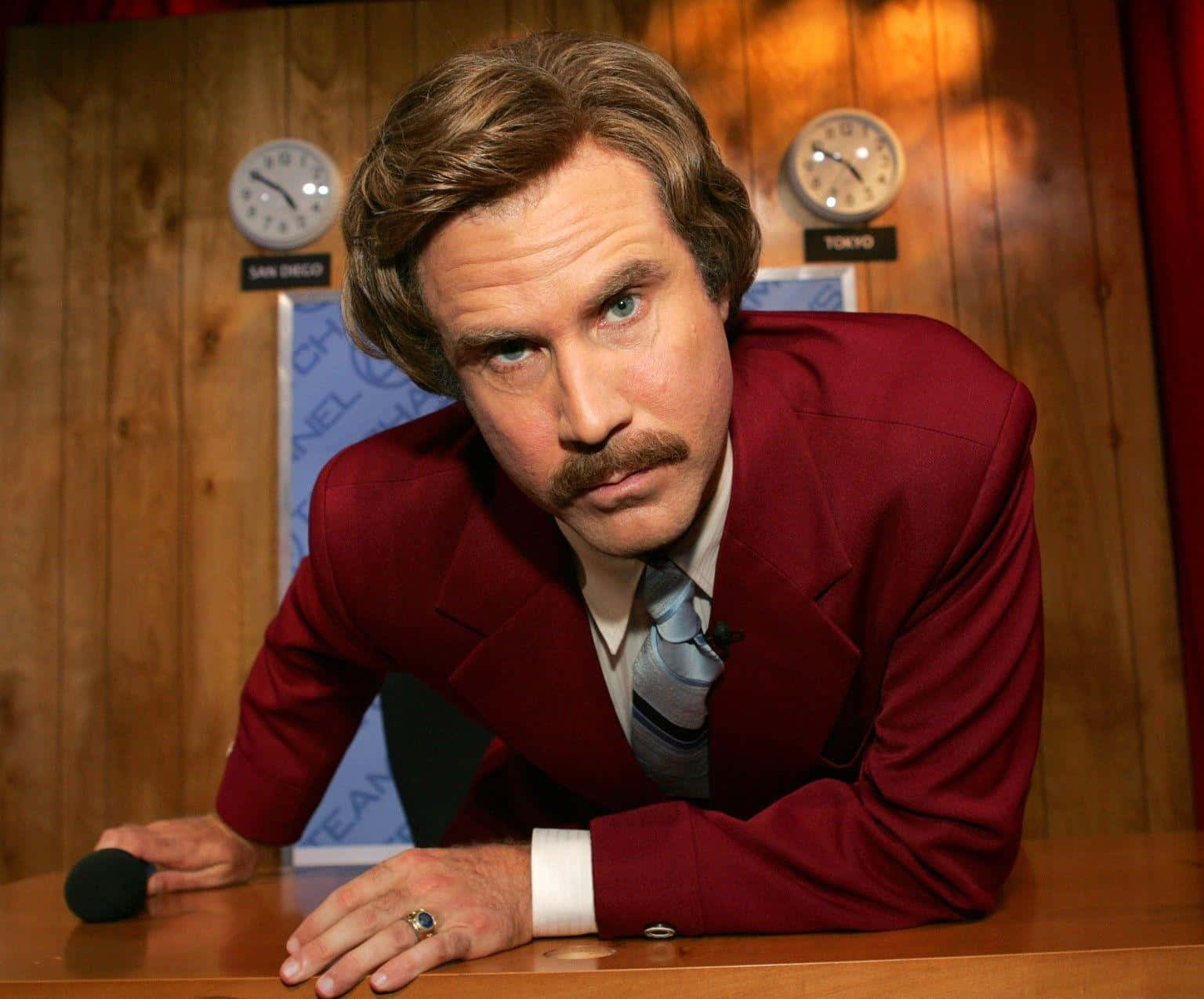 1536x1275 Download Will Ferrell striking a pose on the red carpet Wallpaper
