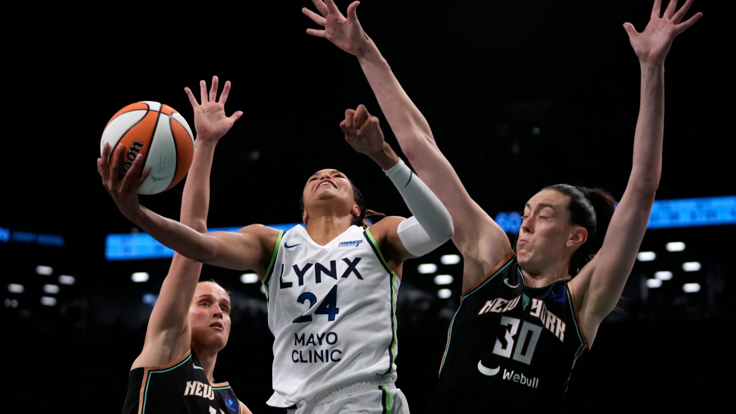2560x1440 Breanna Stewart and the Liberty look to bounce back and even WNBA Finals series against the Lynx
