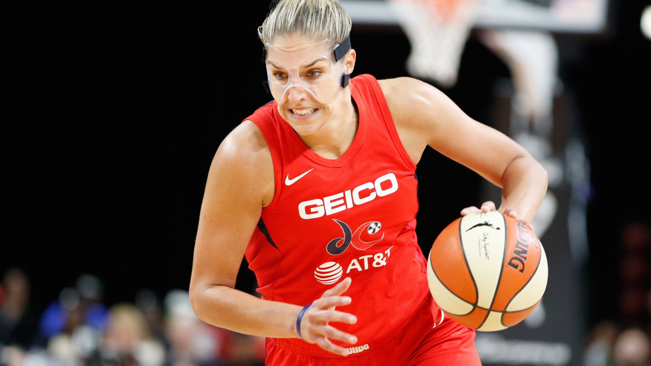 2560x1440 WNBA star Elena Delle Donne retires after 11 seasons and the 2019 championship. KRQE News 13