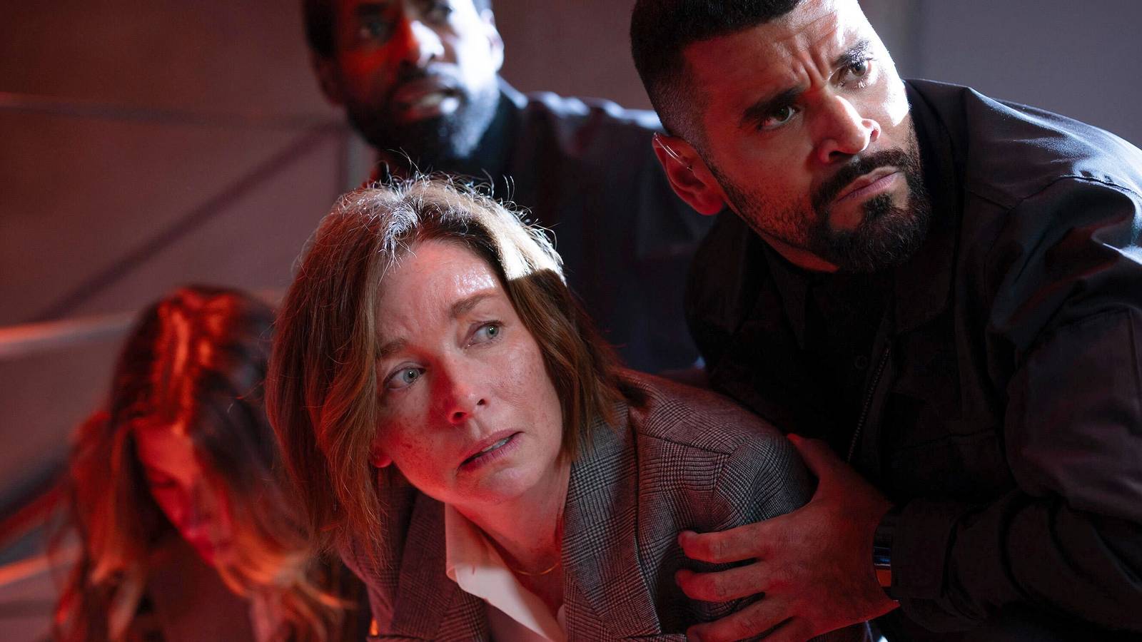 1600x900 Paradise Season 2: Julianne Nicholson Teases Sinatra's Backstory