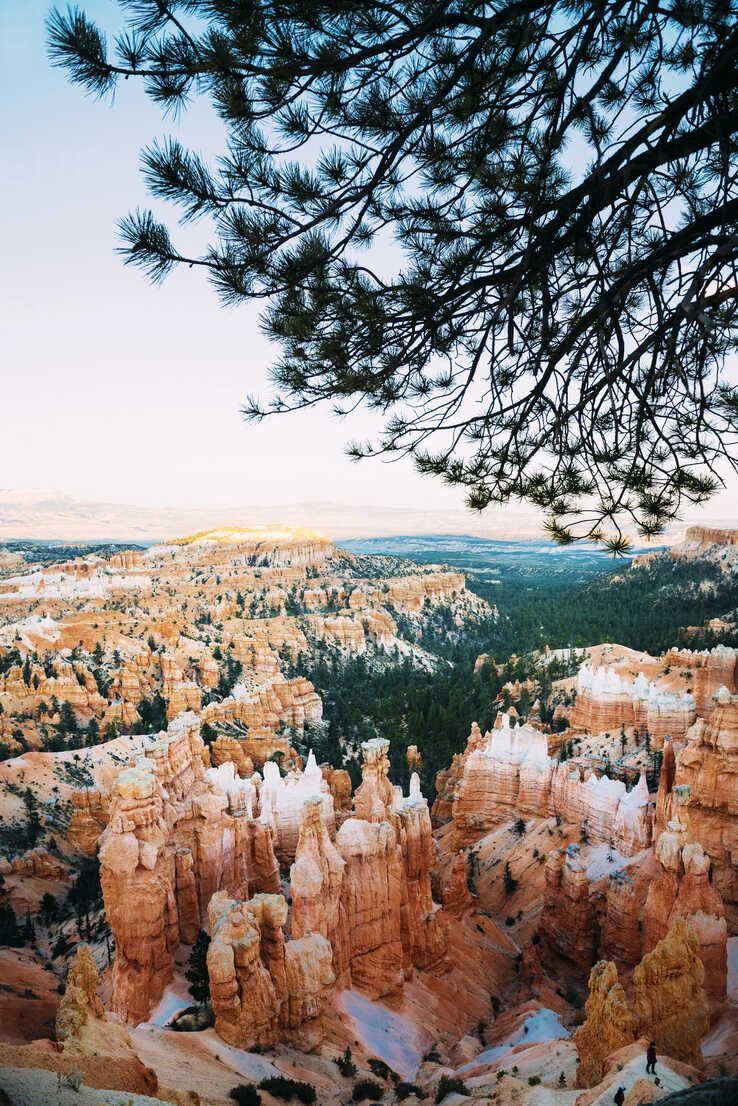 738x1106 Scenic View Of The Pillar Like Rock Formations Called Hoodoos In Bryce Canyon At Autumn, Utah, USA