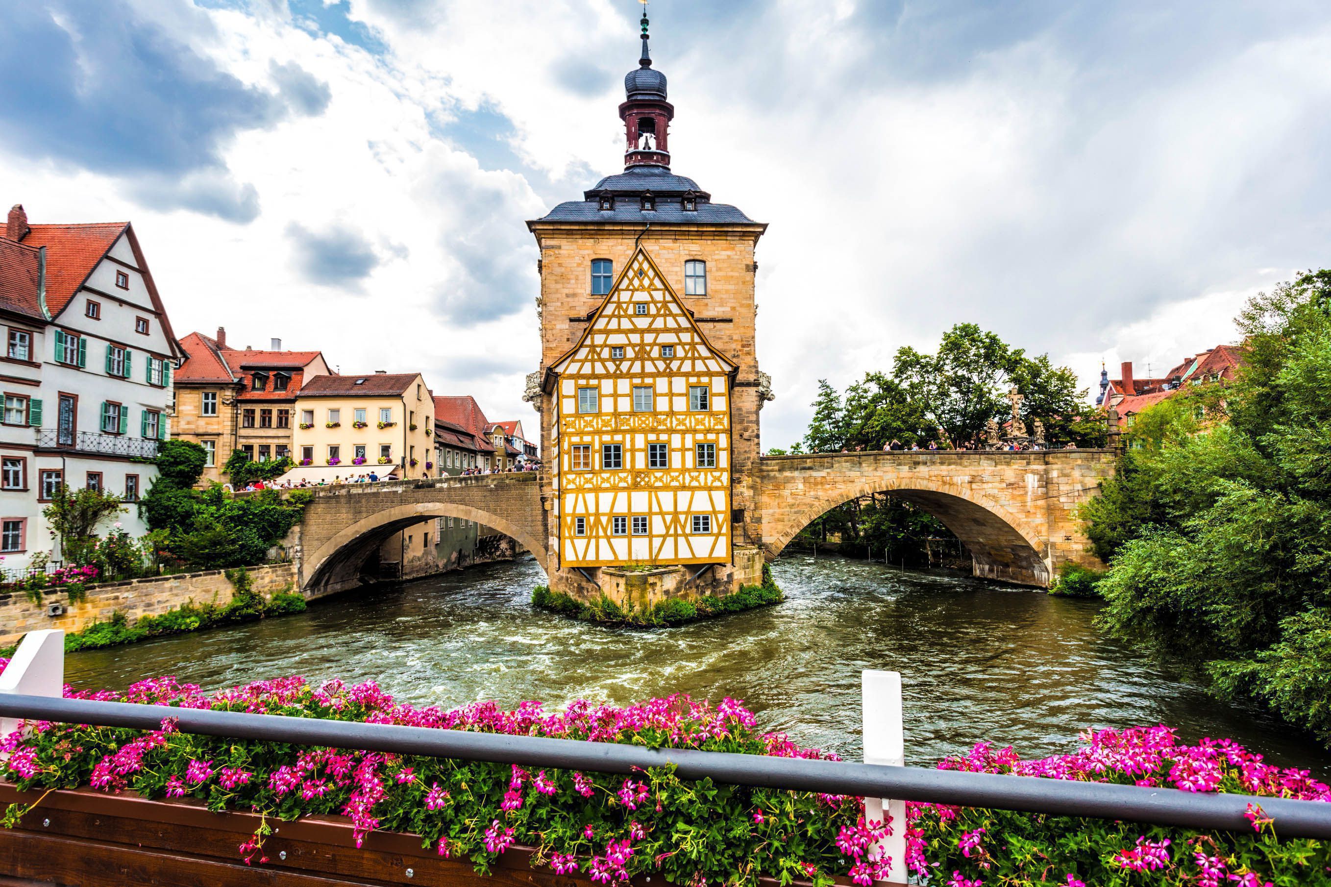 2716x1810 Bamberg Wallpaper