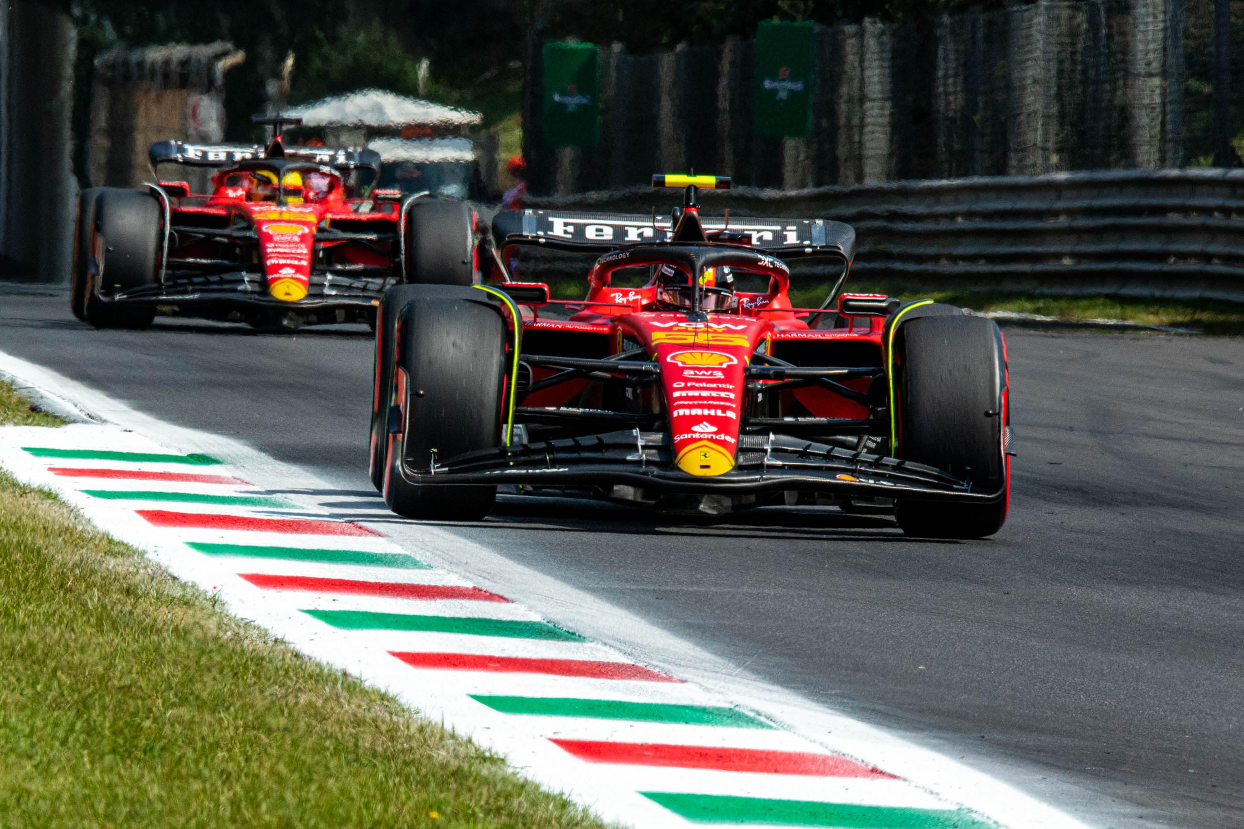 4000x2667 Ferrari Italian Grand Prix Wallpaper (HiRes pics)