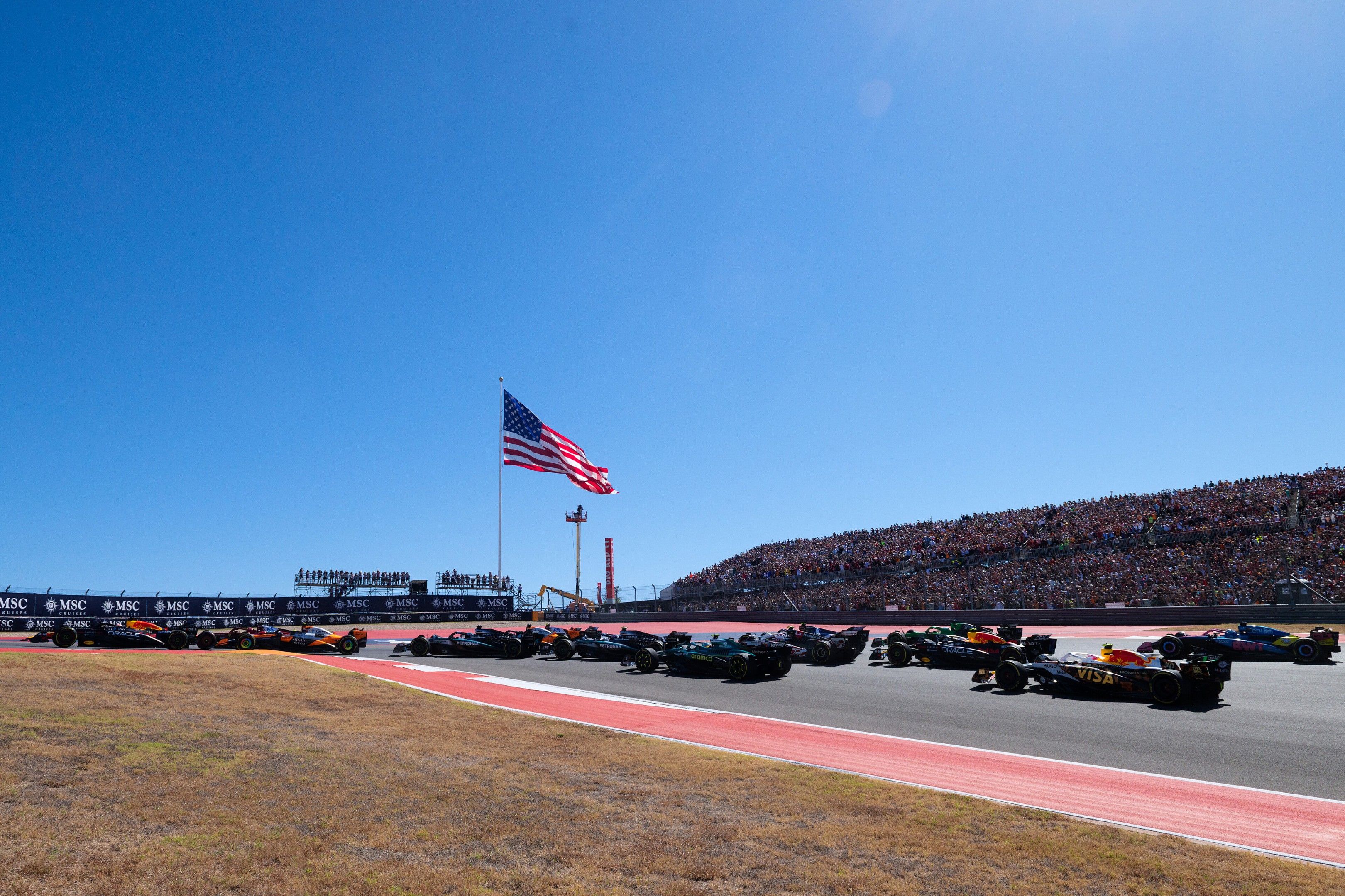 3240x2160 Wallpaper Photo 2025 United States Formula 1 Grand Prix
