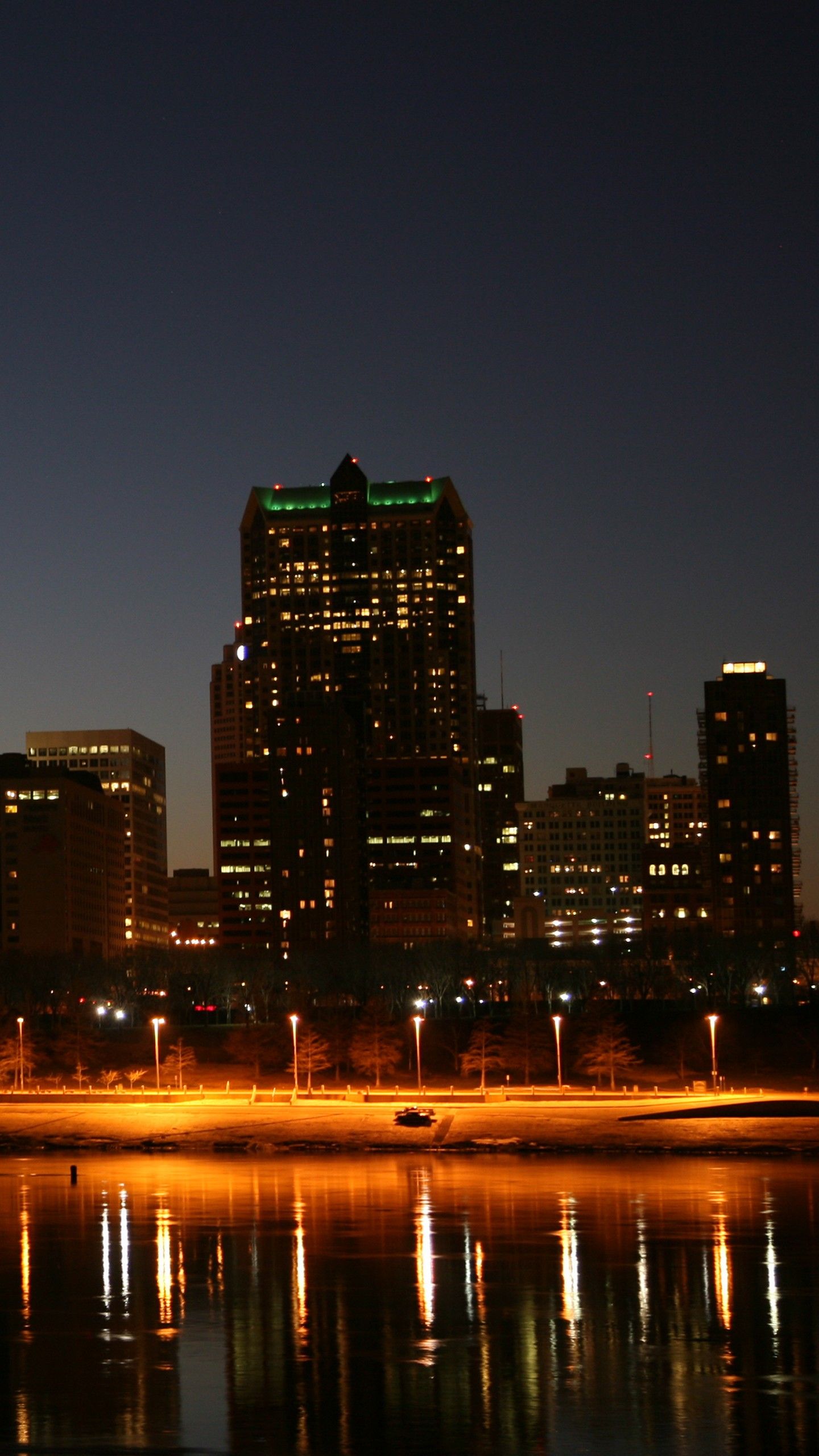 1440x2560 City Missouri Night Reflection USA St. Louis 4K HD Travel Wallpaper