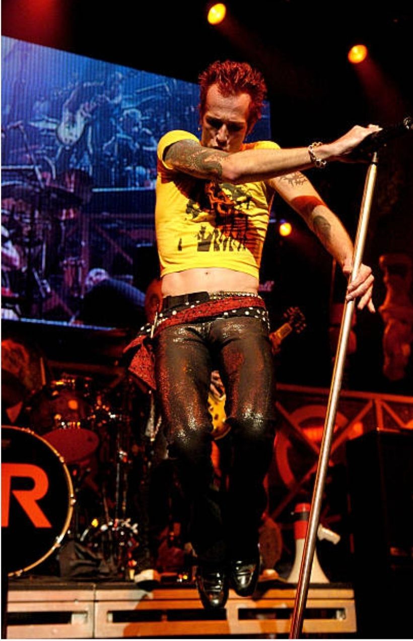 820x1271 Scott weiland ideas. scott weiland, scott, stone temple pilots