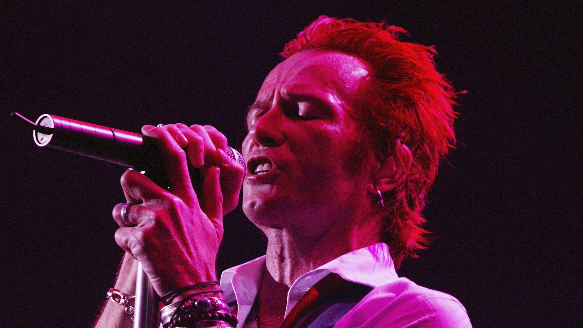 1920x1080 Scott Weiland estate reissues holiday album with new tracks