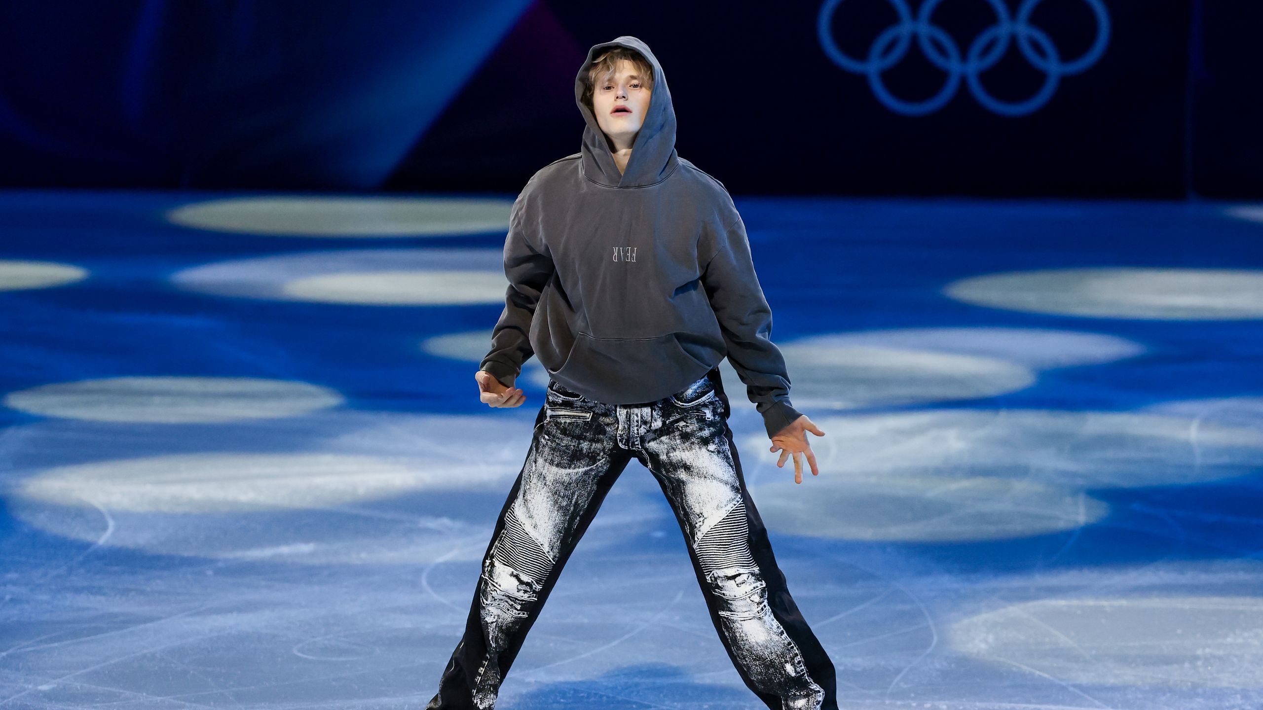 2560x1440 Sorry, did Ilia Malinin just figure skate in £000 jeans?