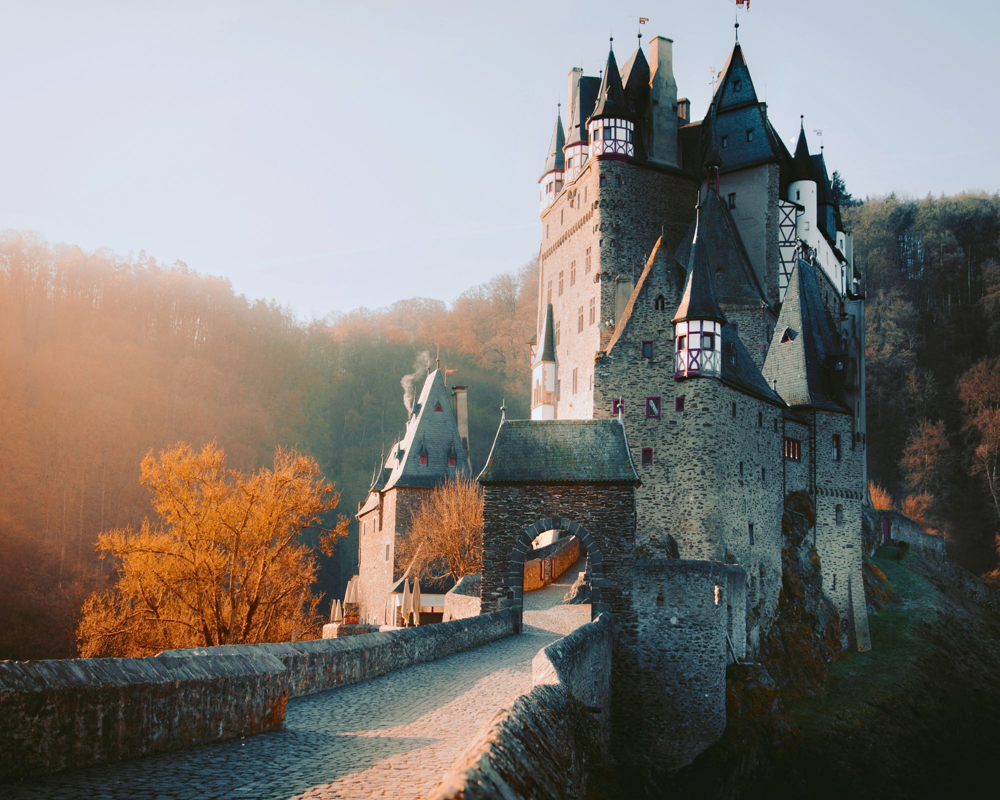 2000x1600 A complete guide to visiting Eltz Castle (aka Burg Eltz) in Germany