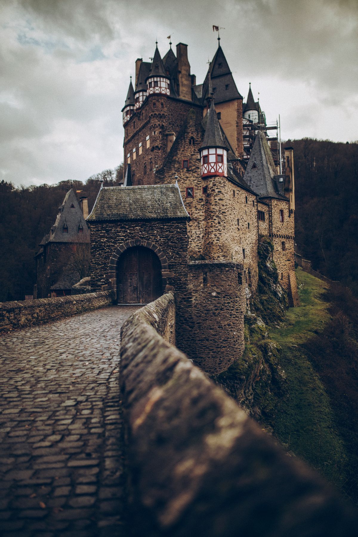 1200x1800 Eltz Castle Eltz in Wierschem