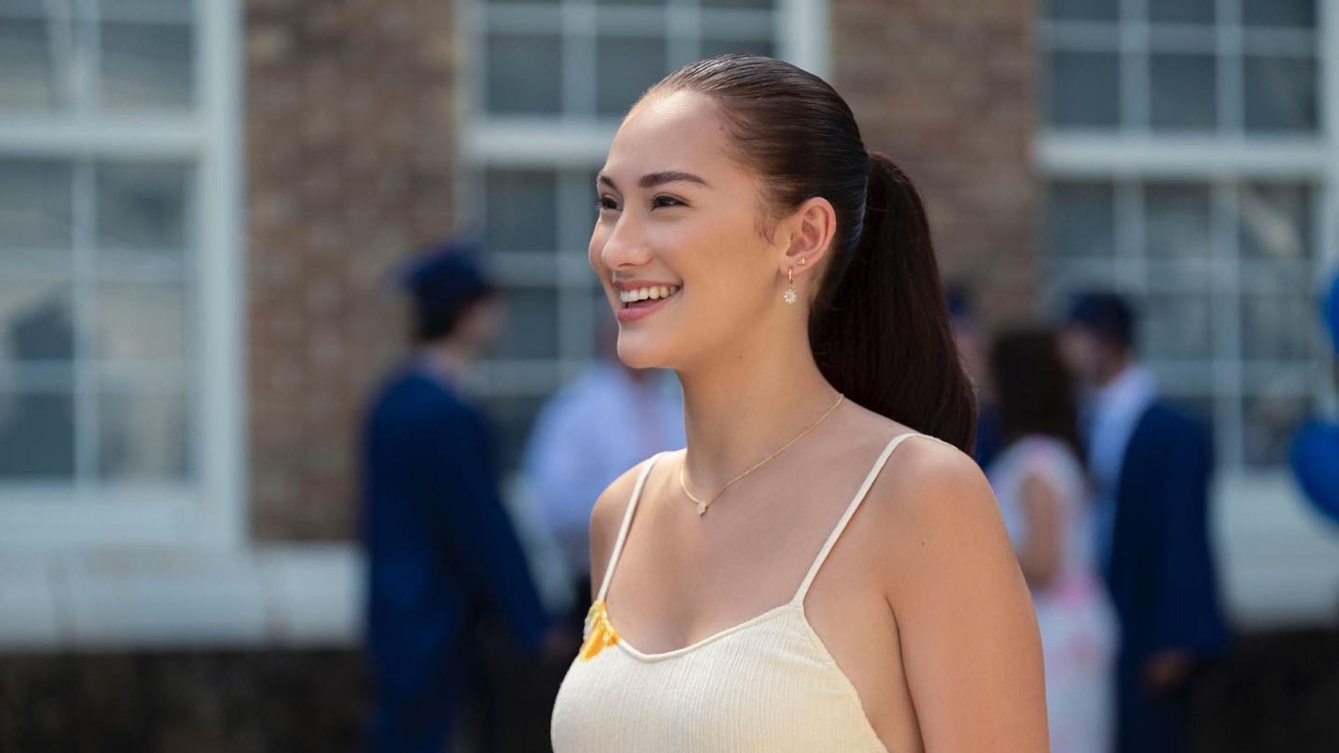 1920x1080 I didn't think I was beautiful”: Lola Tung opens up about her own perception