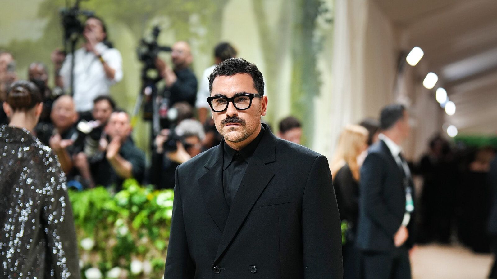 1600x900 Inside Dan Levy's Met Gala Fitting