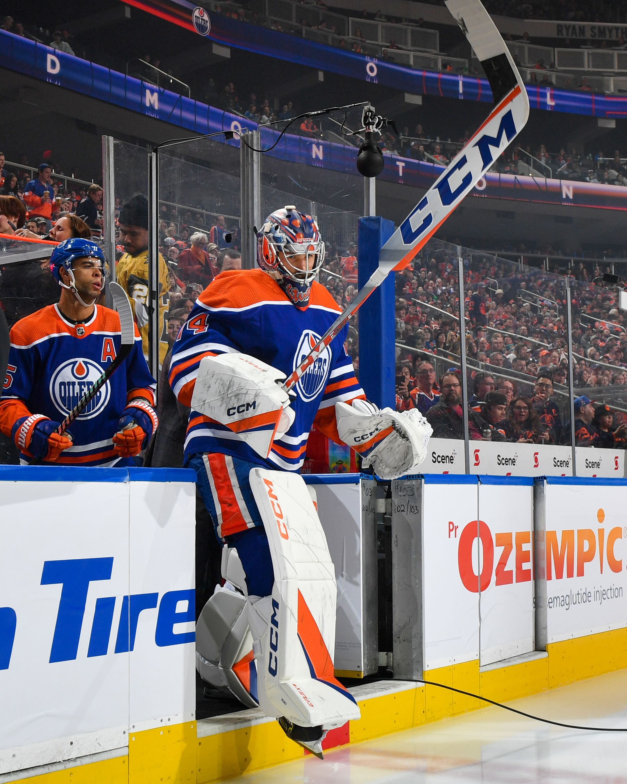 2161x2701 Stuart Skinner Oilers Wallpaper