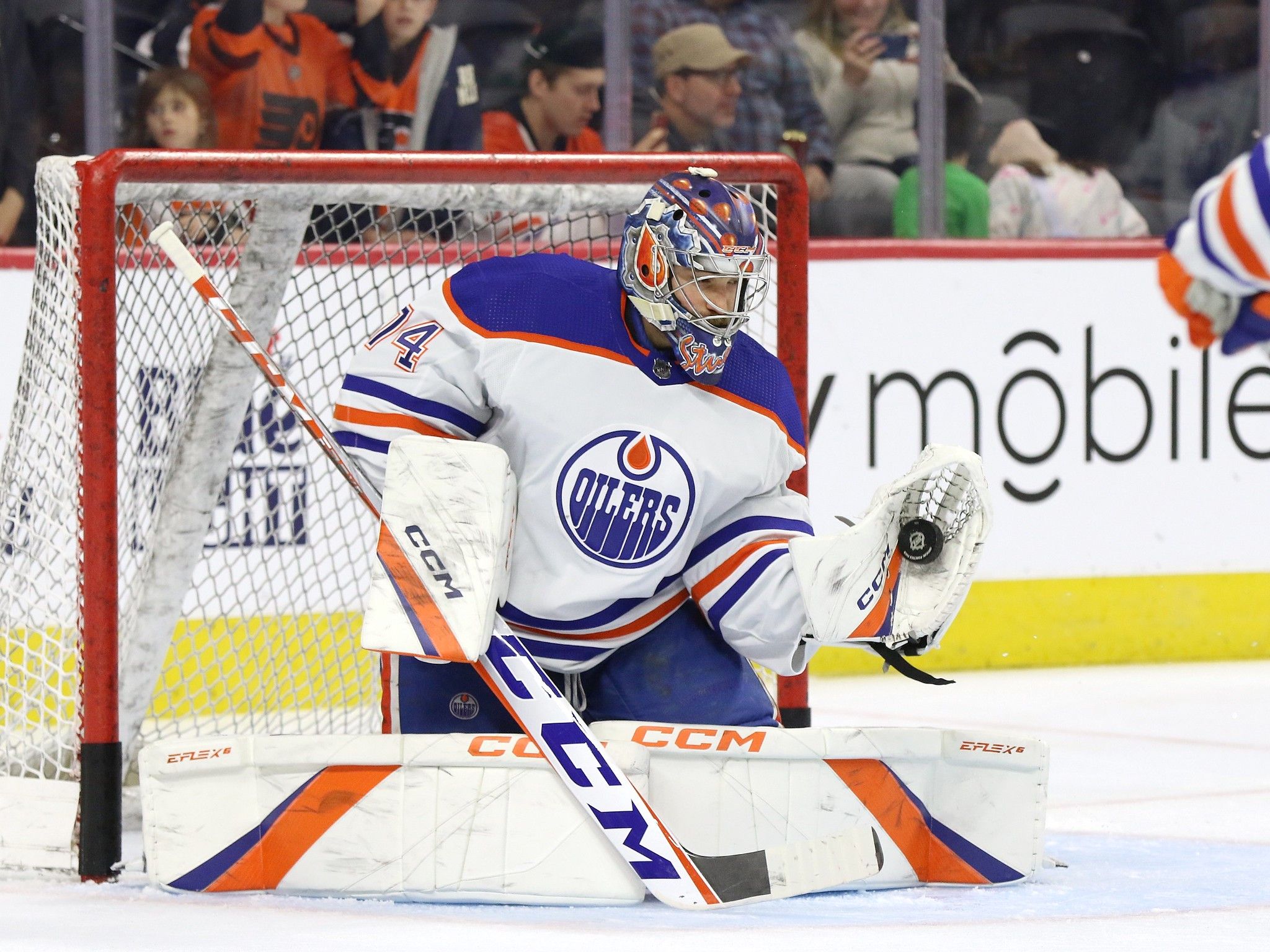 2048x1536 Edmonton Oilers' Stuart Skinner Has Perfect Demeanour to Play Goal in Edmonton Fishbowl Hockey Writers Oilers News, Analysis & More