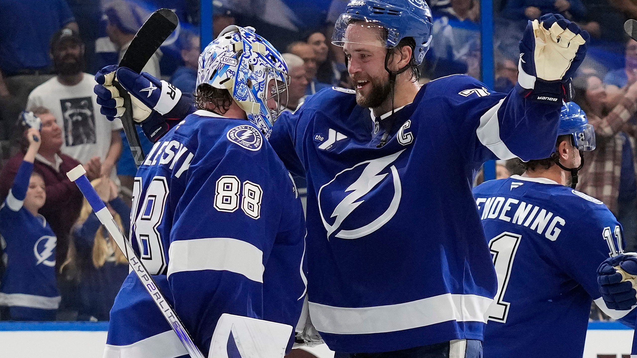 2560x1440 Vasilevskiy Stars As The Lightning Stop The Jets' 7 Game Win Streak With A 4 1 Victory