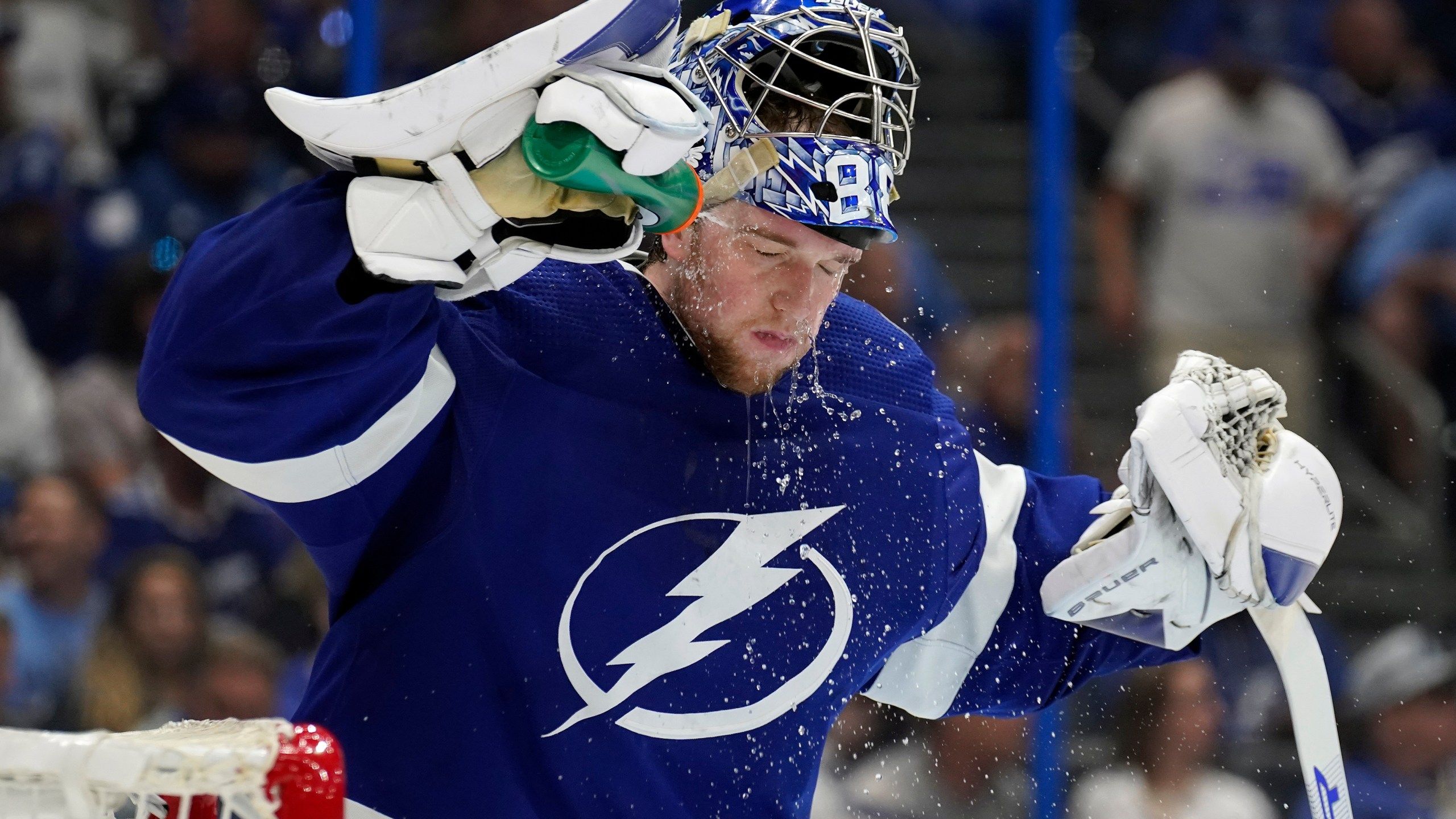2560x1440 Vasilevskiy, Shesterkin Highlight Lightning Rangers Matchup