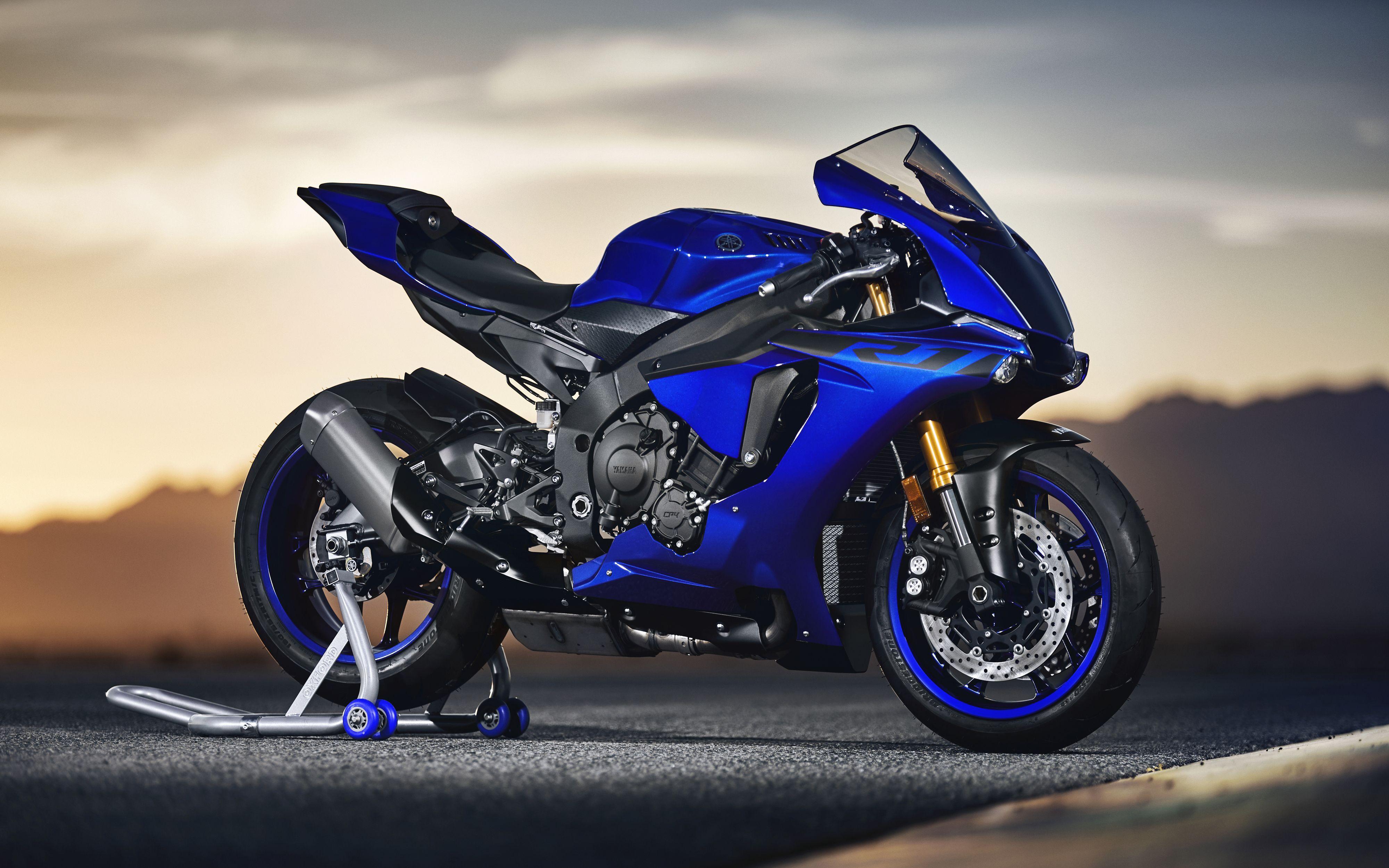 30+ Yamaha YZF-R1 HD Wallpapers and Backgrounds