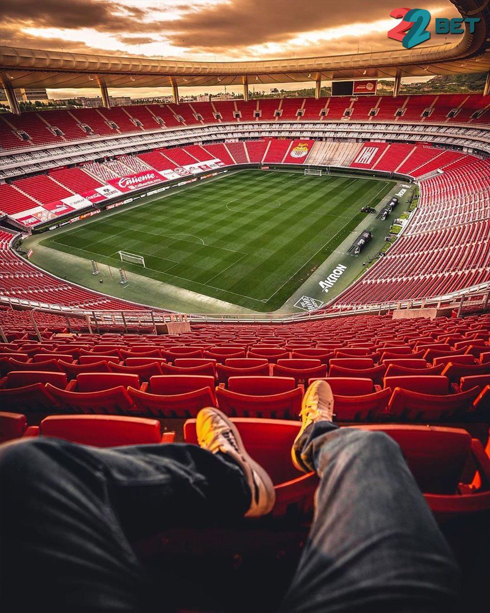 960x1200 Estadio Akron