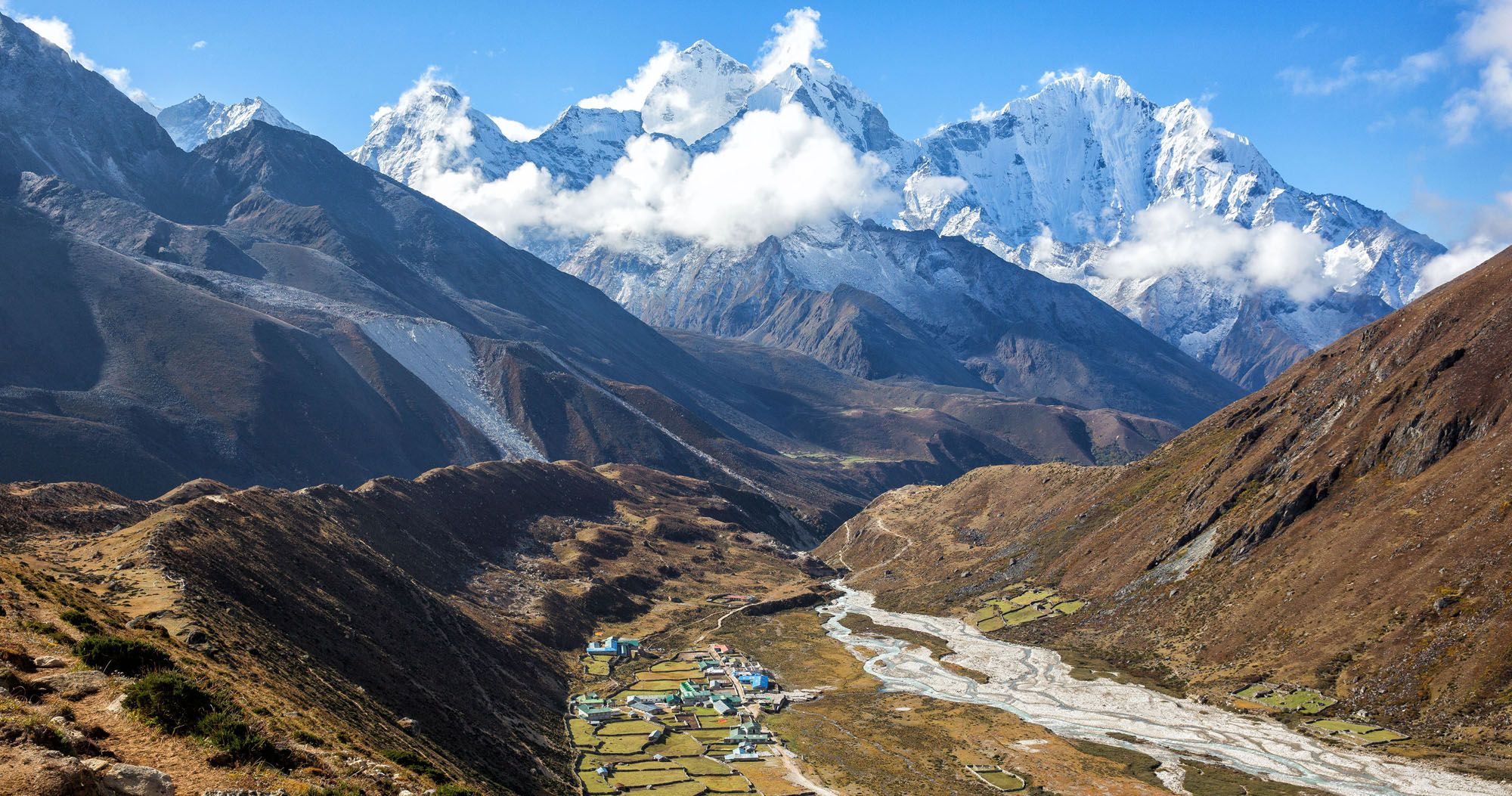 2000x1053 Everest Base Camp Trek in 18 Amazing Photo