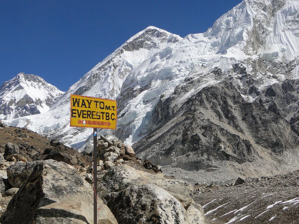1024x768 Show Me the Way to go Home. Everest Base Camp; Solu Khumbu