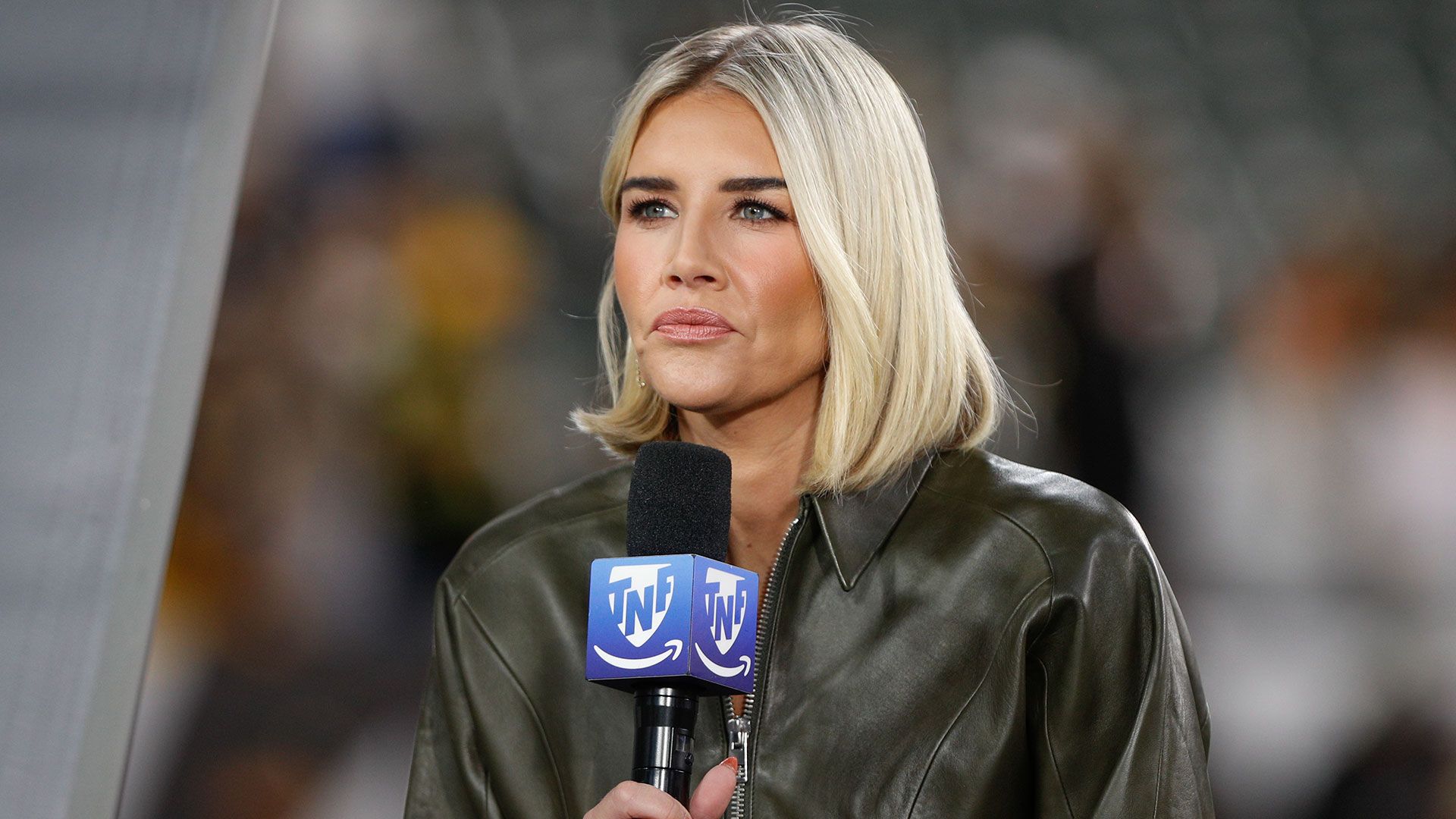 1920x1080 Fox NFL Sunday Star Charissa Thompson Spending NFL Offseason At 75 Acre $1.4 Million Ranch Where She Rescues Animals