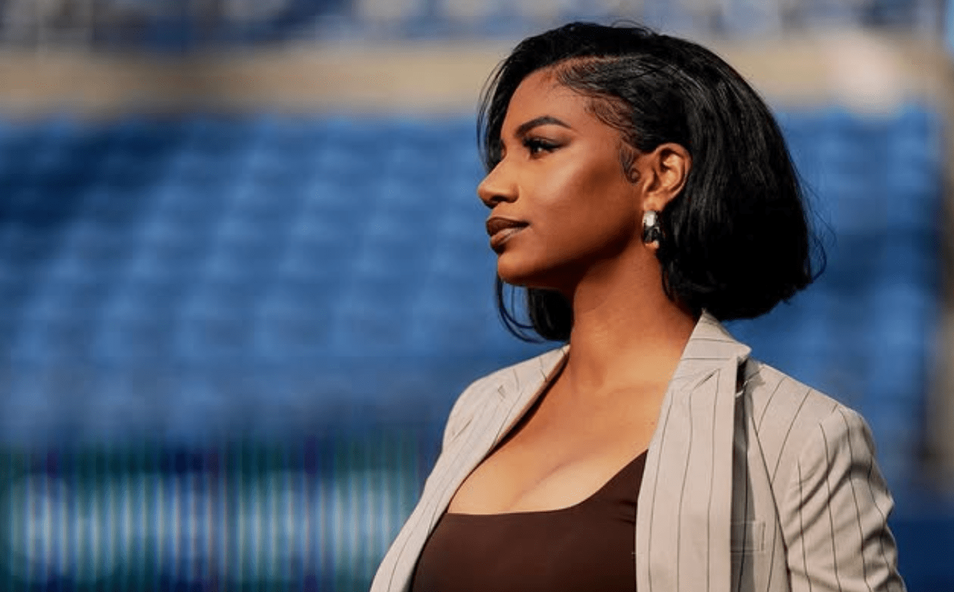 1346x836 Photo Of Top Female Sports Media Personality, Taylor Rooks