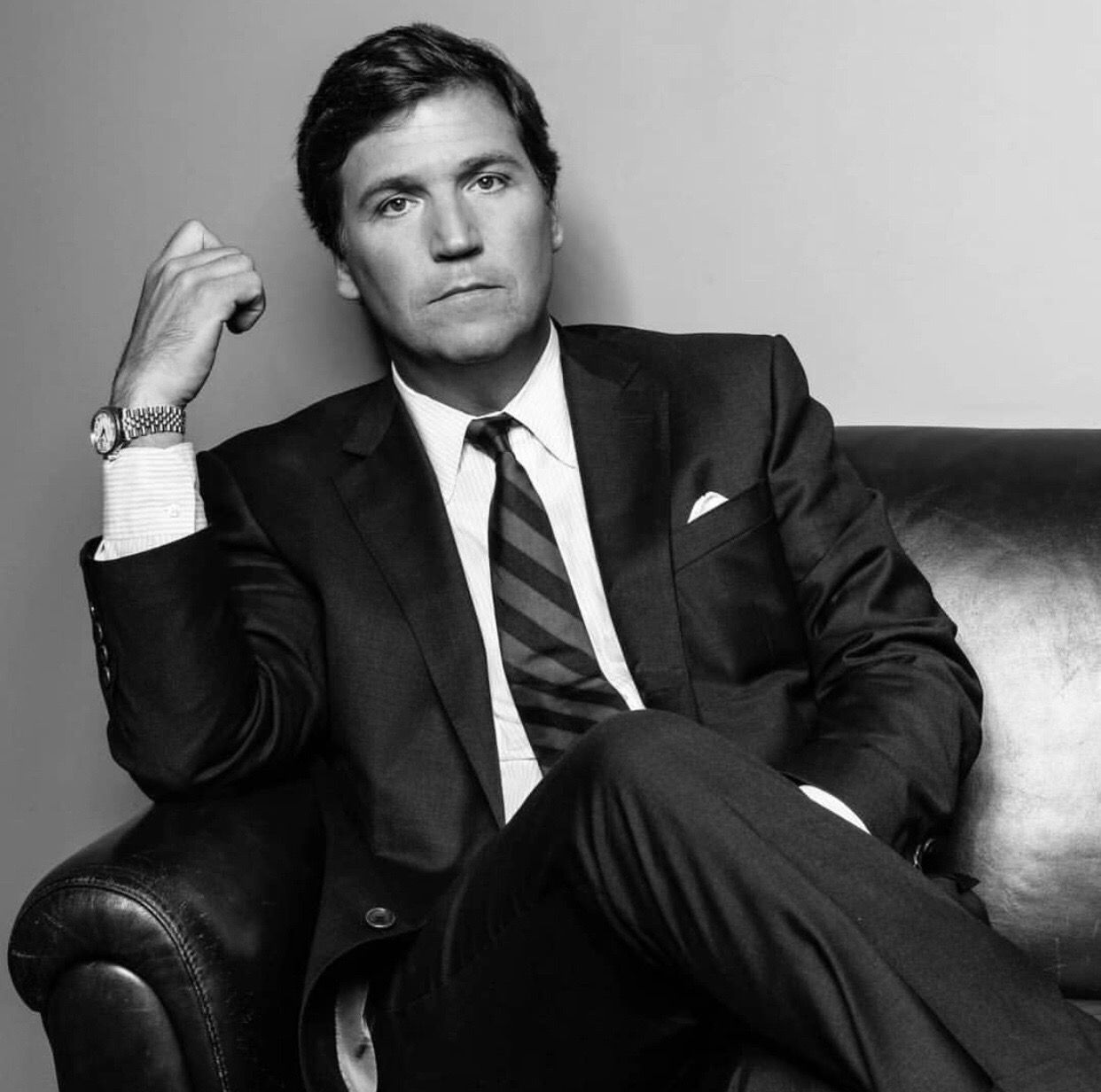 1242x1232 Tucker Carlson Wallpaper