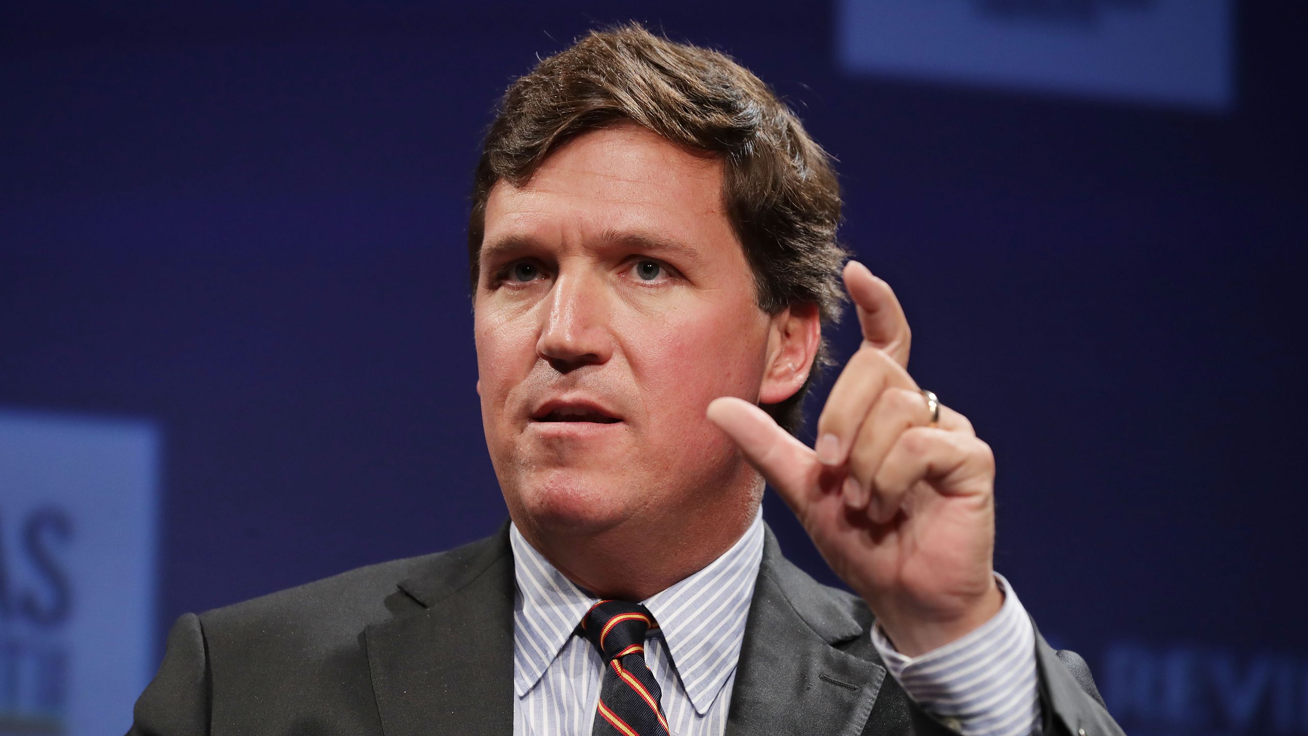 2560x1440 Tucker Carlson's Show Is Bleeding Advertising Money