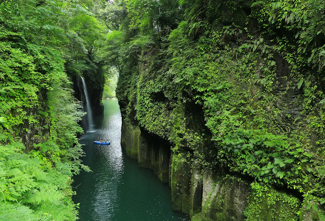 1100x750 The Official Kyushu Travel Guide. Kyushu Tourism Organization