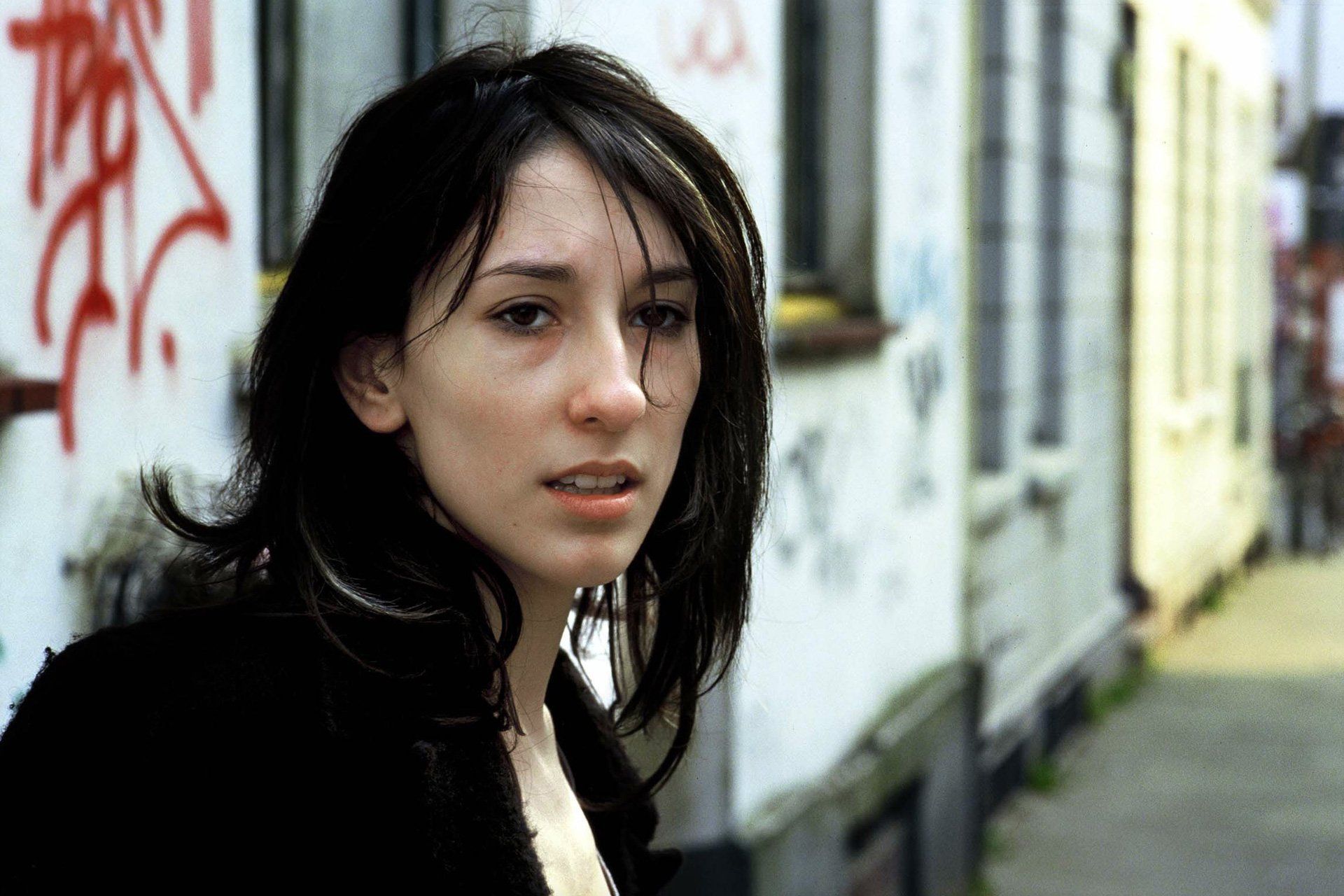 1920x1280 Sibel Kekilli Wallpaper and Background