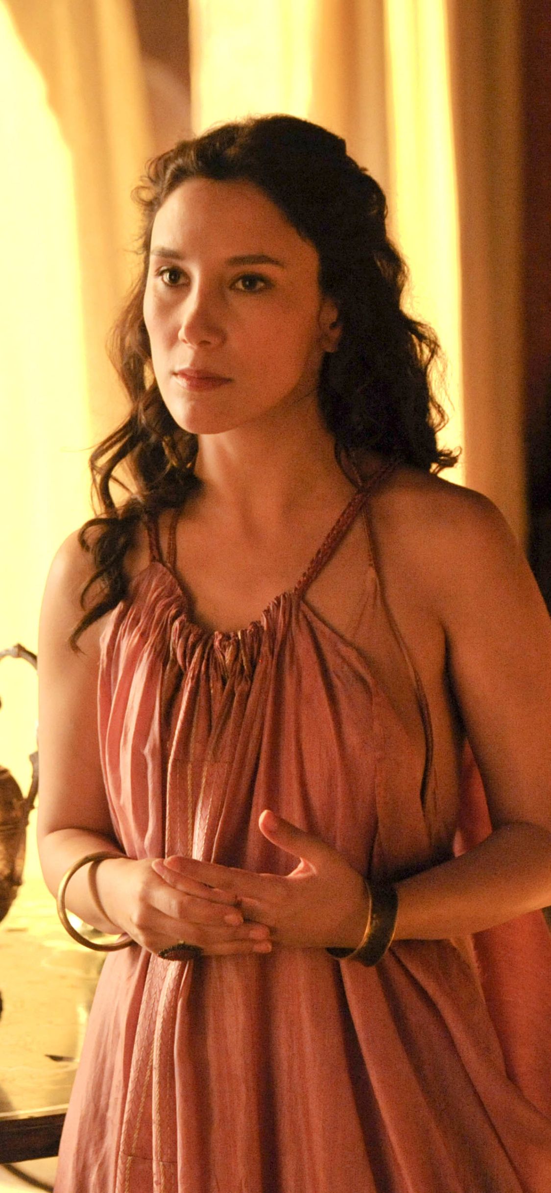 1125x2436 Télécharger fonds d'écran pour téléphone: Séries Tv, Le Trône De Fer : Game Of Thrones, Sibel Kekilli, Shae (Jeu Des Trônes), gratuitement. 1352888