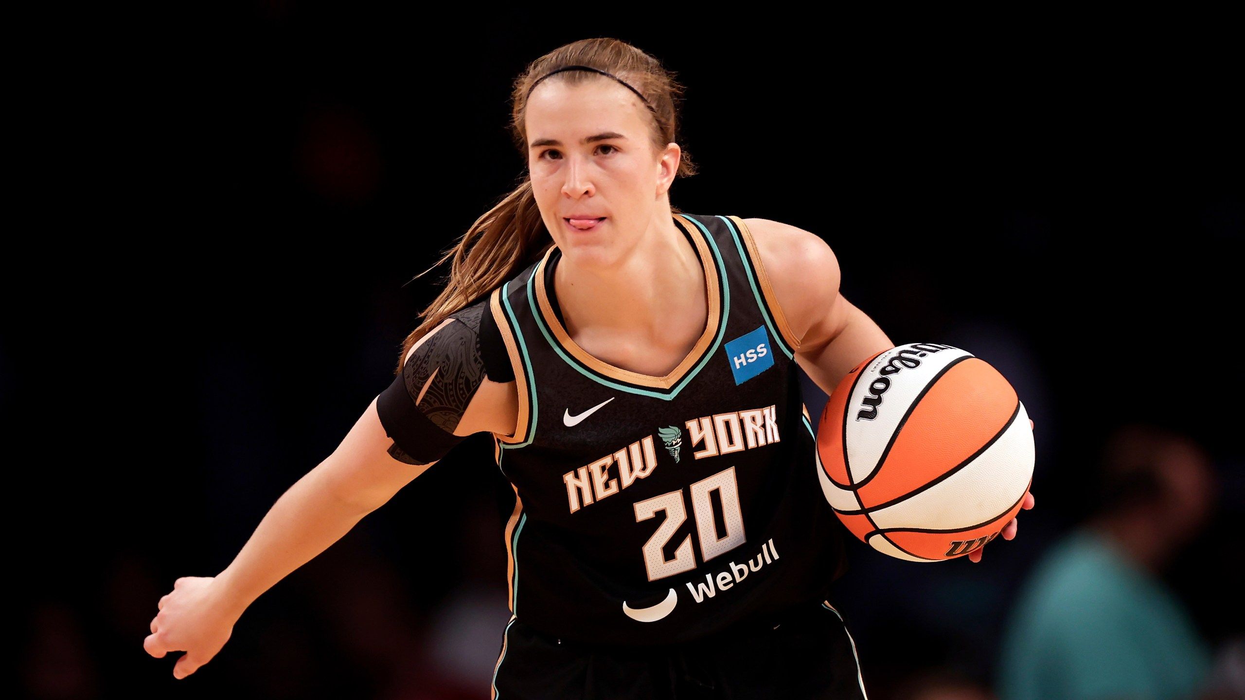 2560x1440 Oregon grad, WNBA star Sabrina Ionescu makes Forbes 30 under 30