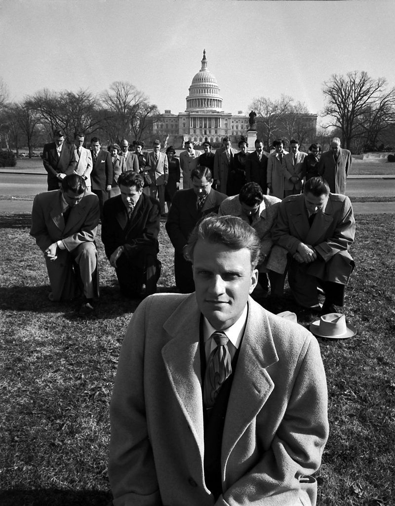 800x1024 Billy Graham: Unpublished Photo of the Evangelist in the 1950s