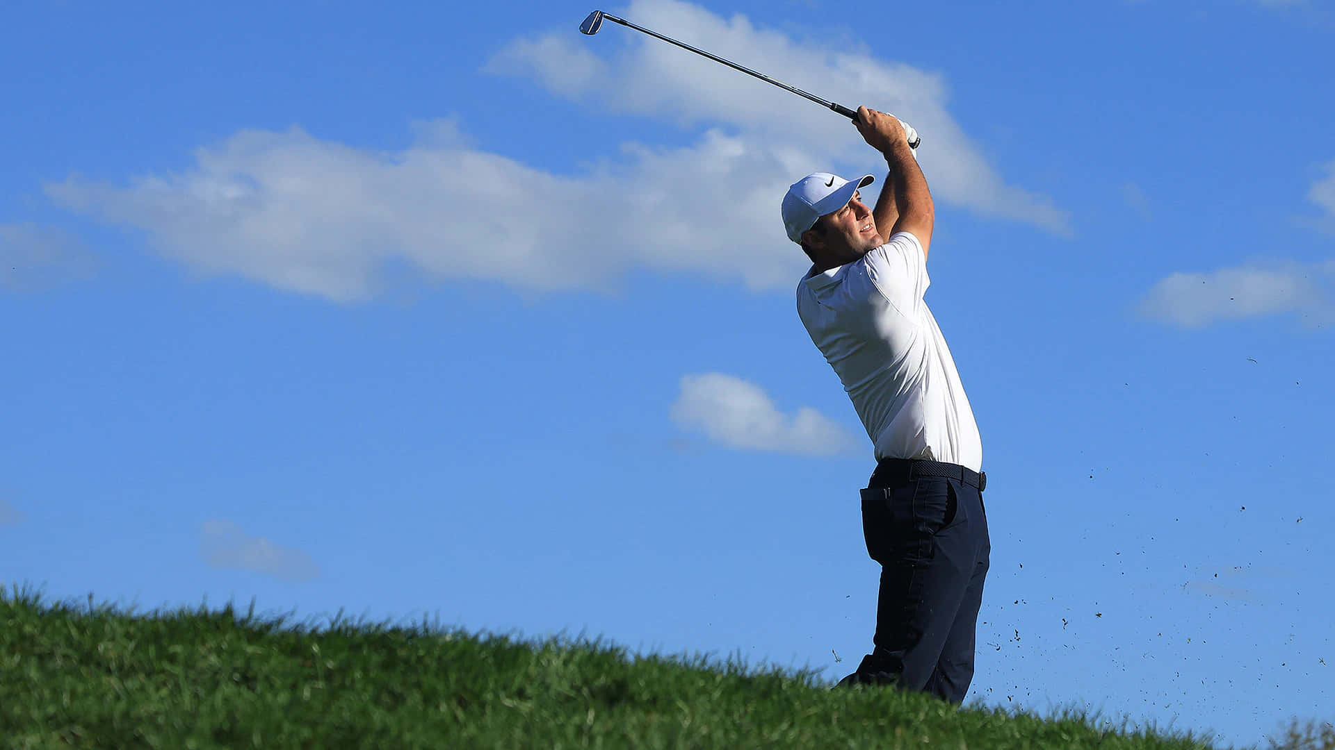 1920x1080 Download Scottie Scheffler At The Tee Wallpaper