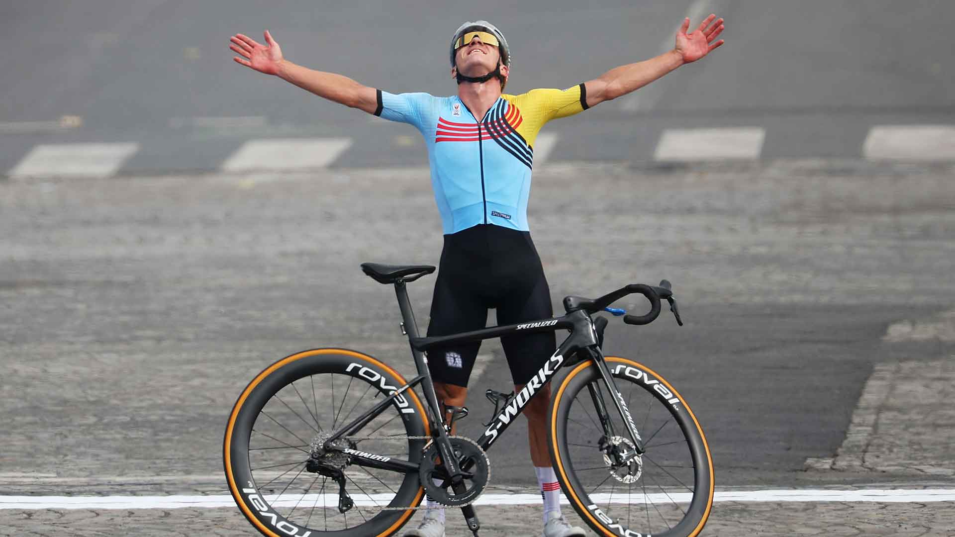 1920x1080 Remco Evenepoel wins historic gold medal in men's road race at 2024 Paris Games