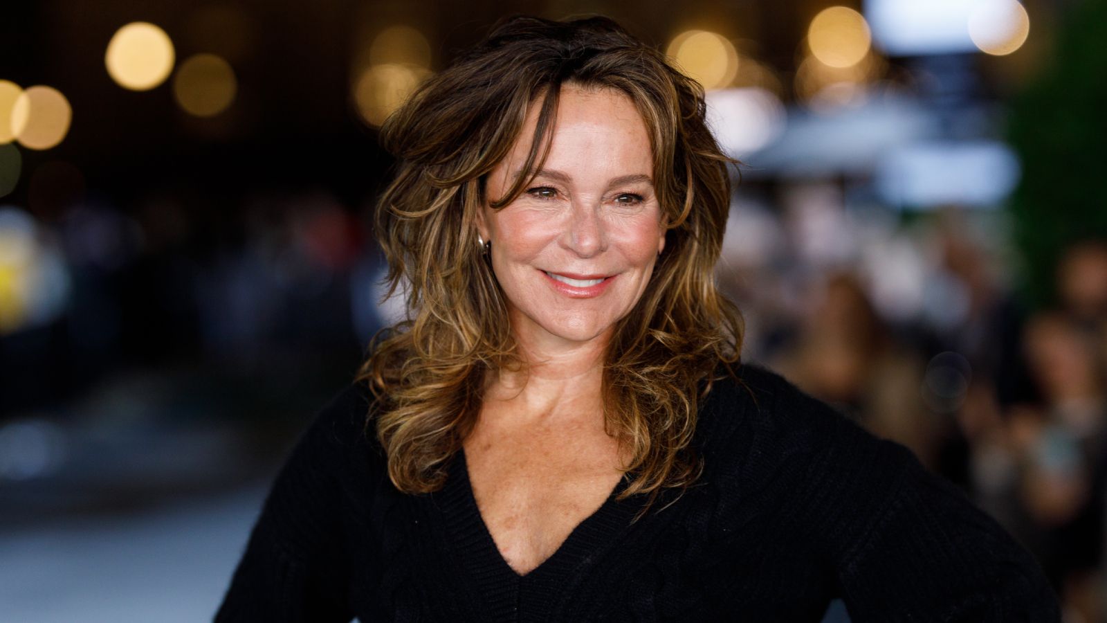 1600x900 Dirty Dancing icon Jennifer Grey just wore the chicest autumn outfit. Woman & Home