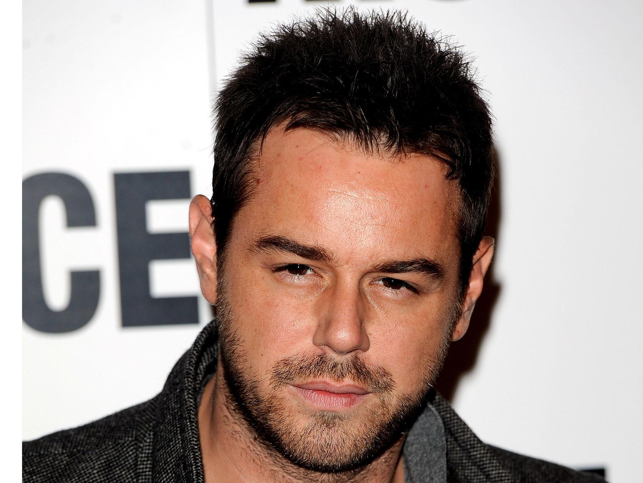 2048x1538 Danny Dyer recites war poetry: The Eastenders actor embraces his literary side once again
