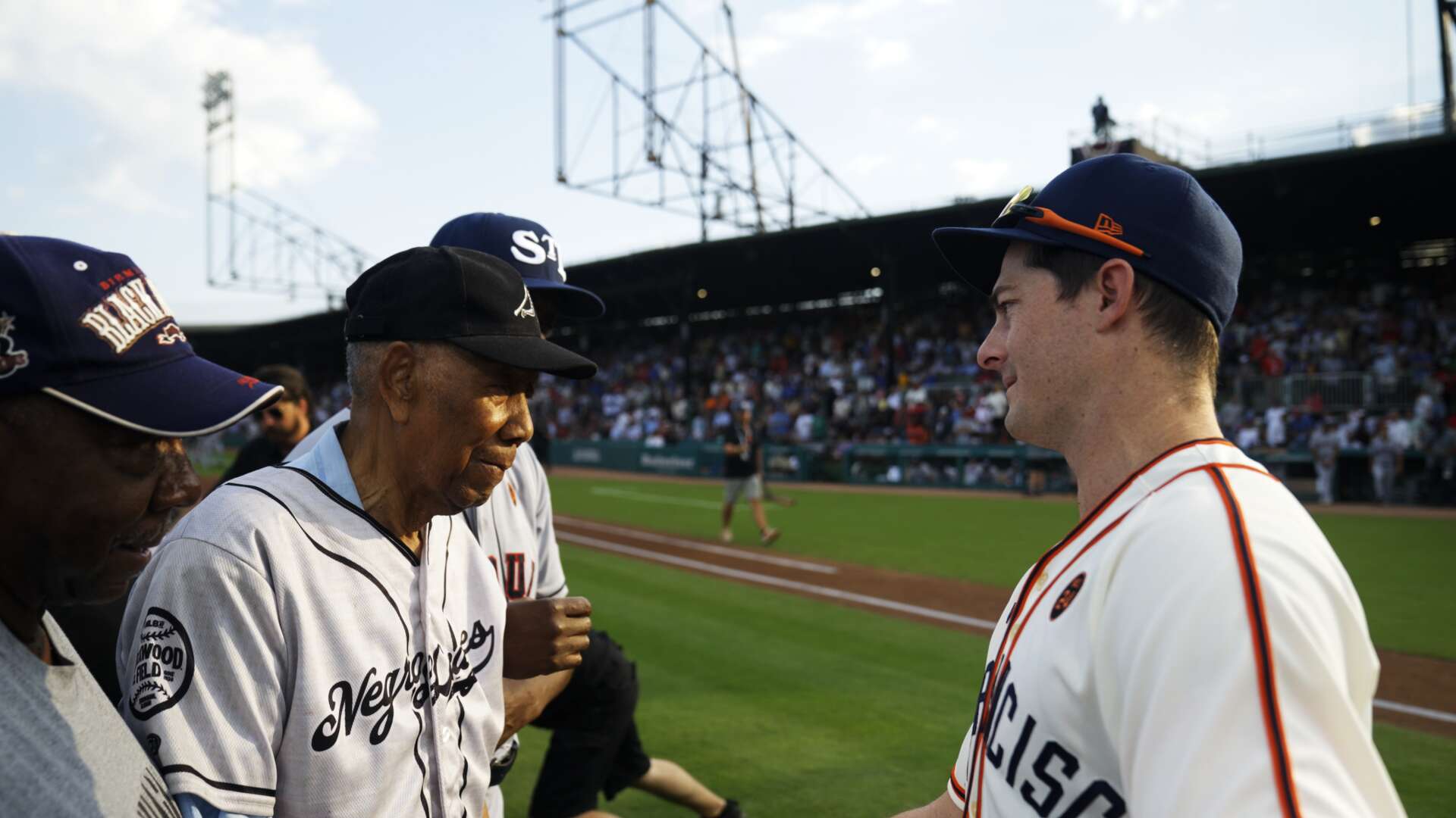 1920x1080 Giants' Yastrzemski honors Mays teammate Greason for 100th birthday