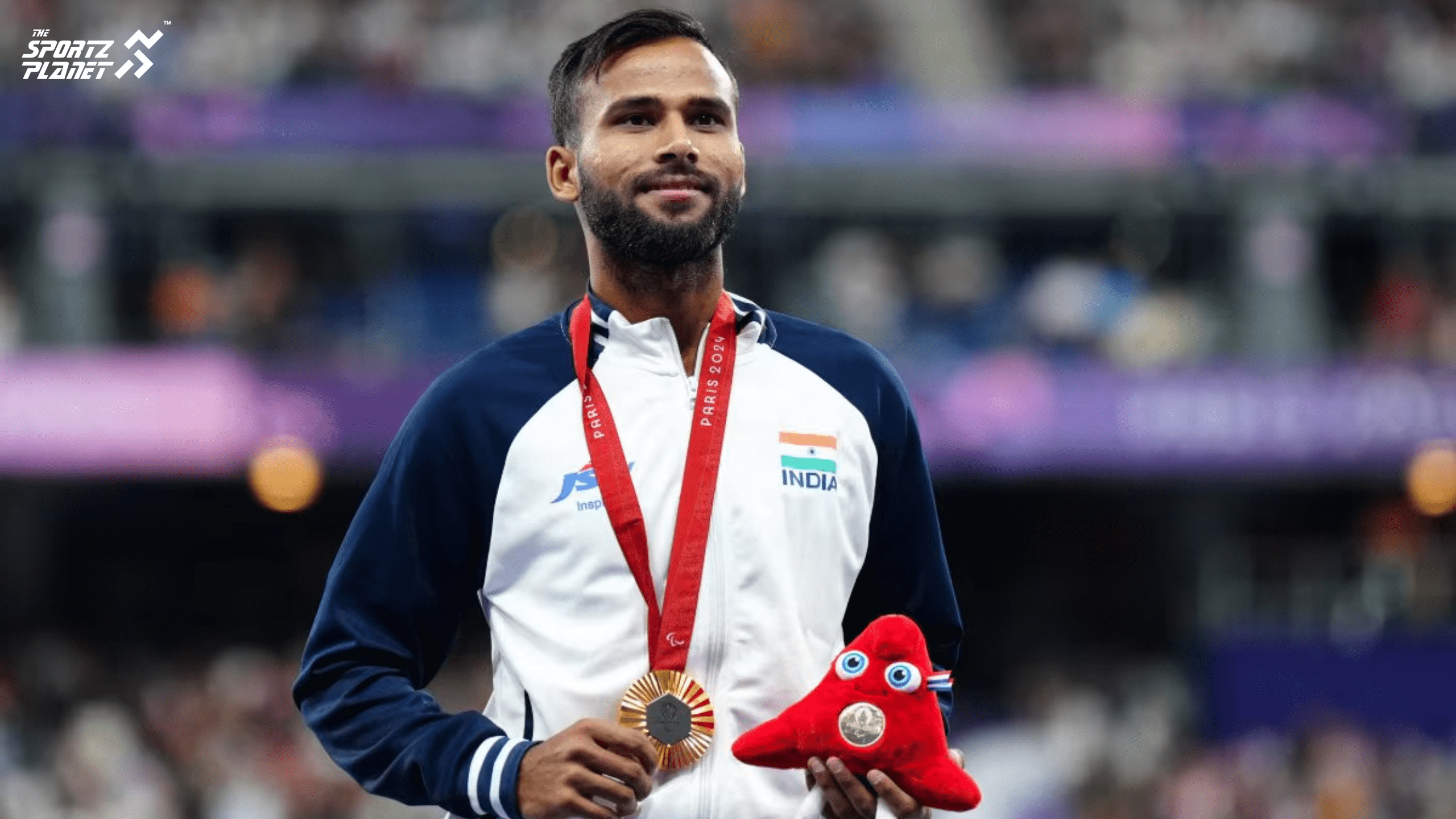 2560x1440 Praveen Kumar Takes Home Major Dhyan Chand Khel Ratna
