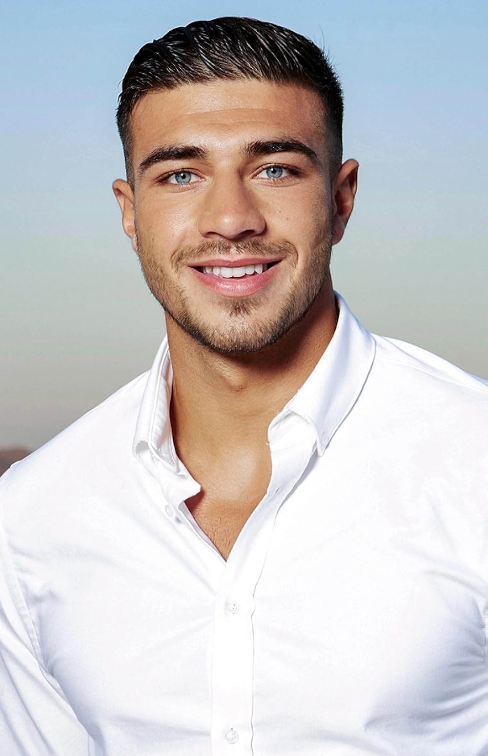 1000x1550 Tommy Fury