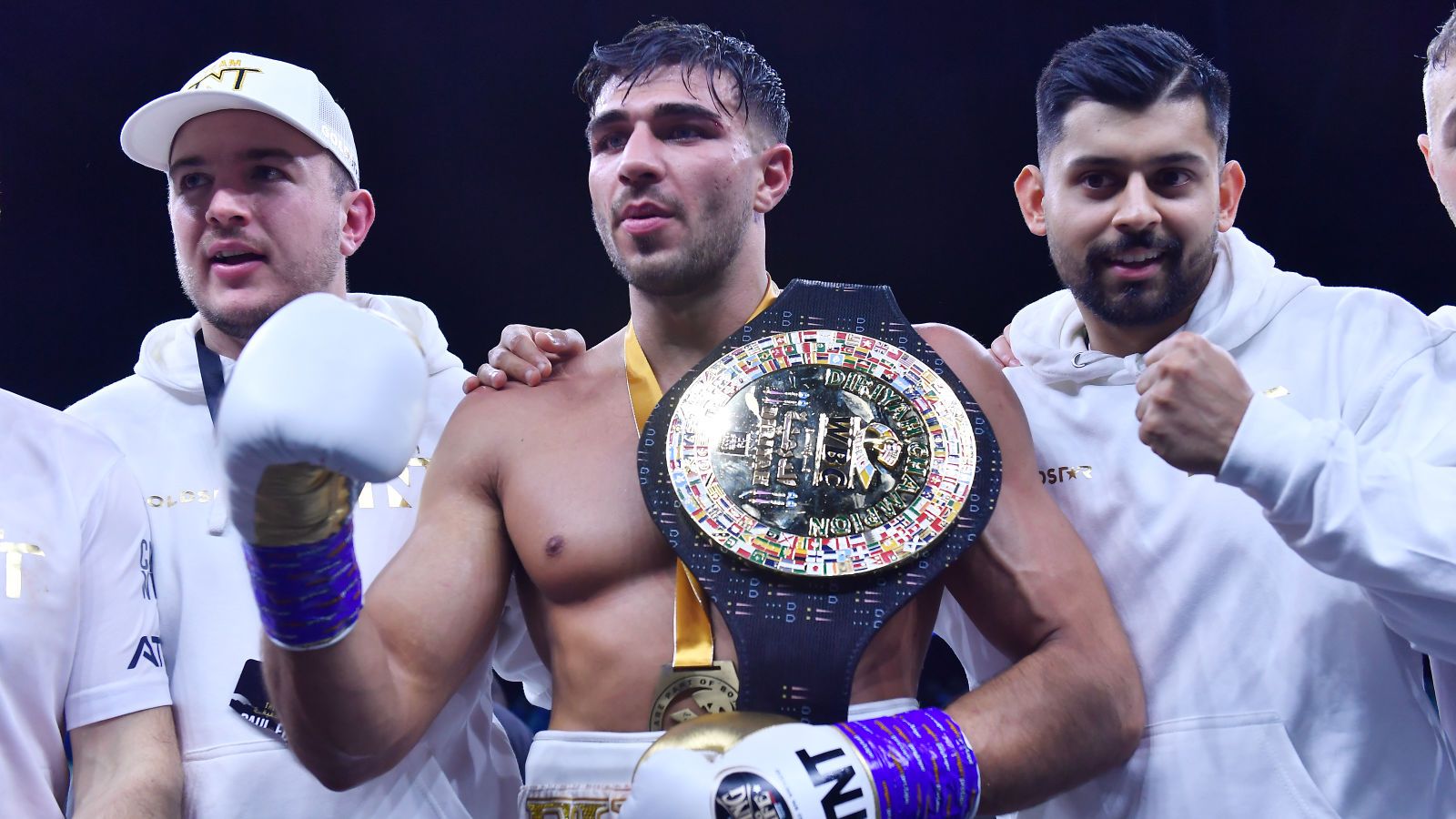 1600x900 Tommy Fury Sent Brutal Callout By Ex World Heavyweight Champion's Brother