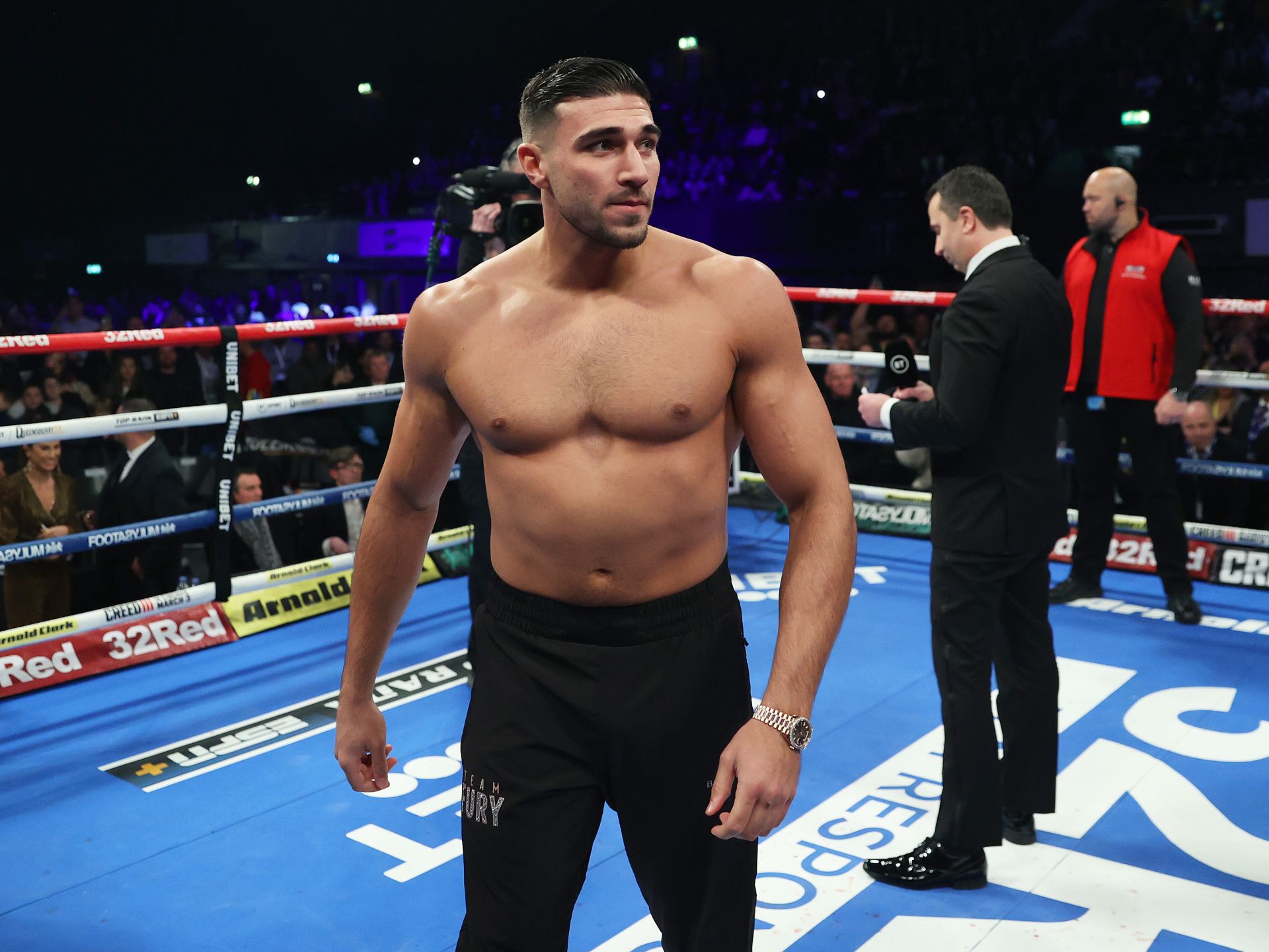 1920x1440 What is Tommy Fury's net worth and when was he on Love Island?