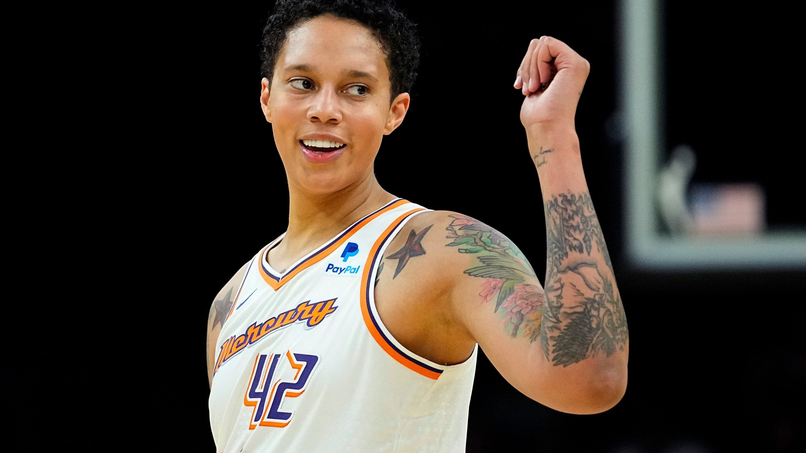2560x1440 Brittney Griner plays in first WNBA preseason game since detainment in Russia