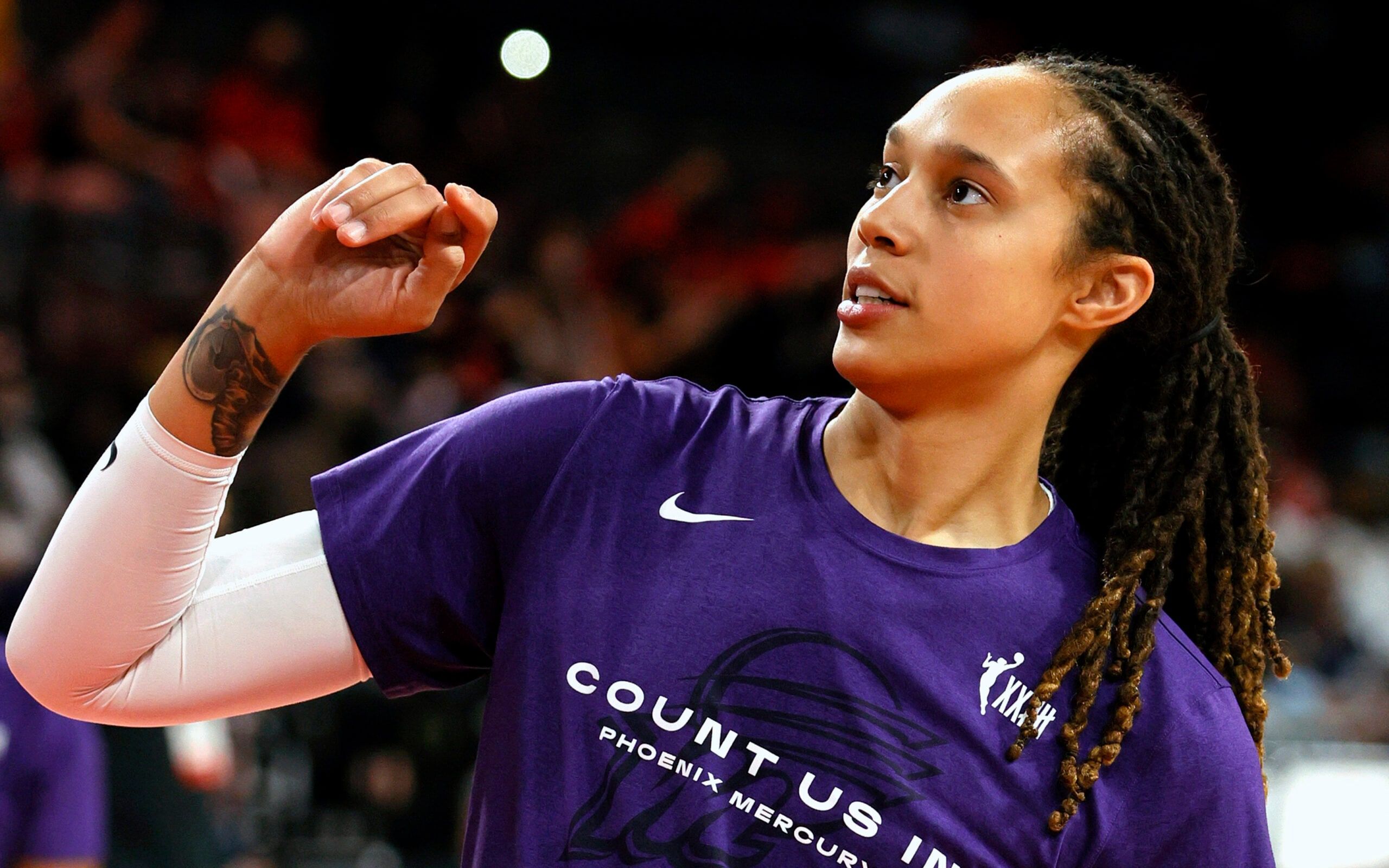 2560x1600 Brittney Griner scores 18 points in 'unbelievable' return to the WNBA