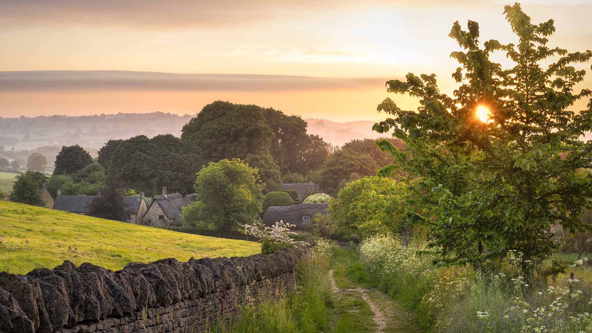 2322x1306 We have 258 luxury cottages in the UK