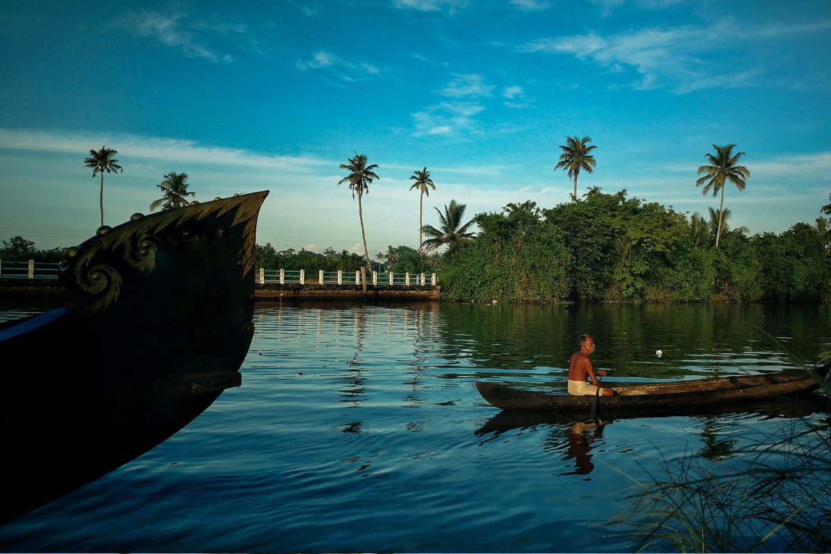 1200x800 Alleppey Houseboat: The Watery Elements of Kerala