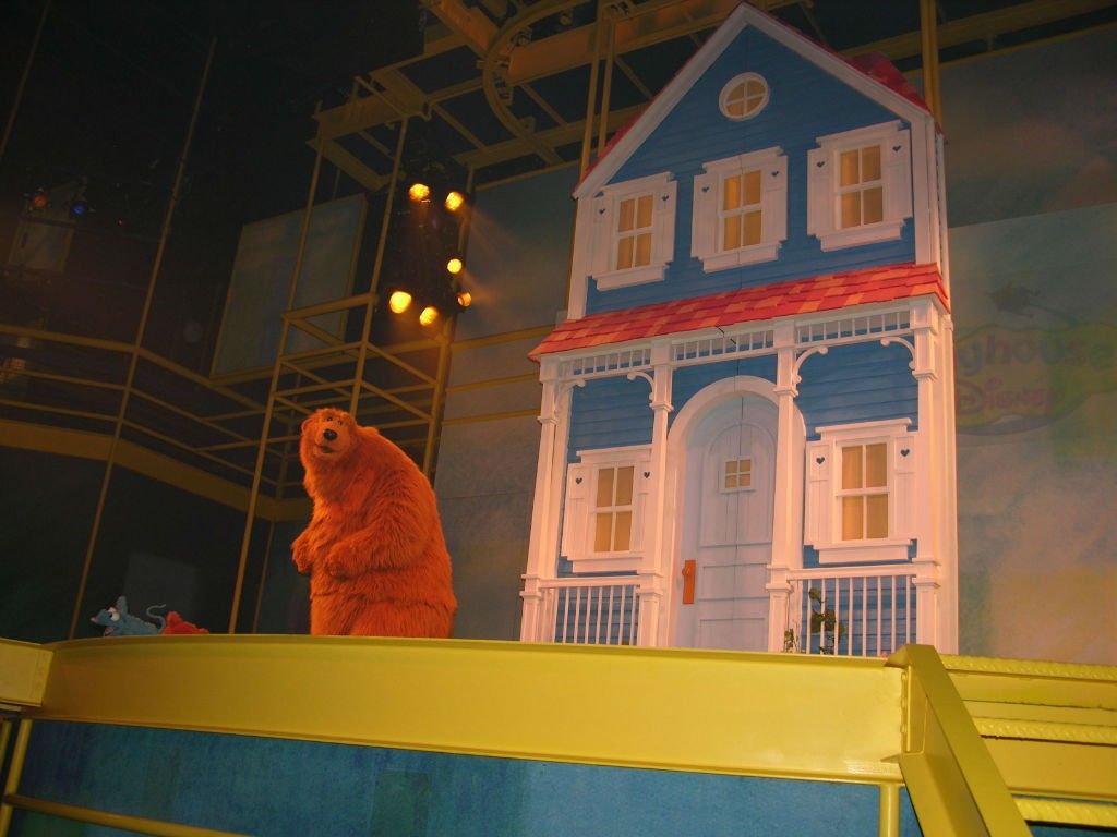 1024x768 Bear in the Big Blue House! Thursday. the Disney Driven Life