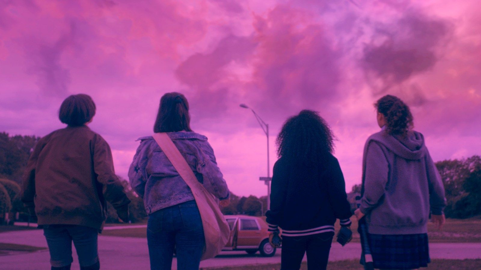 1600x900 Paper Girls' Review: Kids On Bikes Show Is No 'Stranger Things' Copy