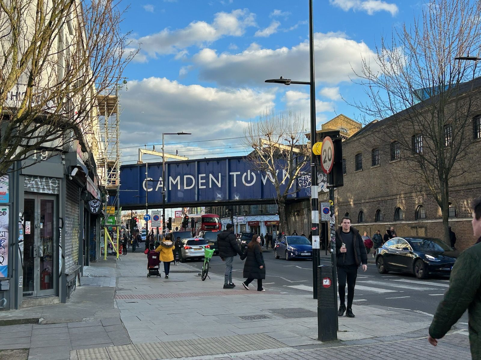1600x1200 Camden Town Wallpaper